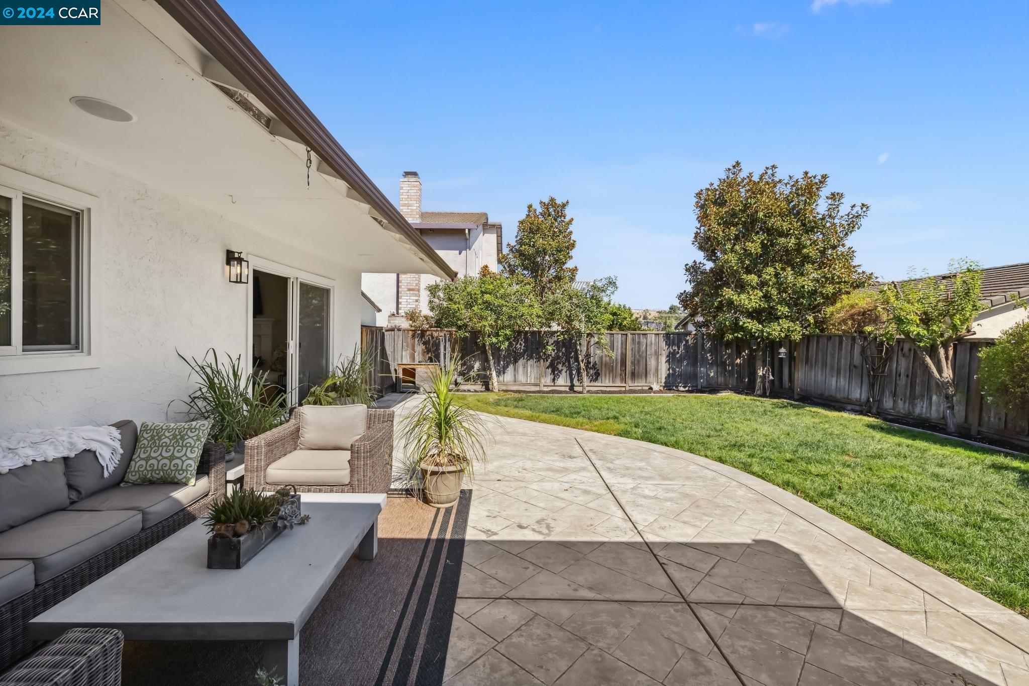 131 Pebble Pl