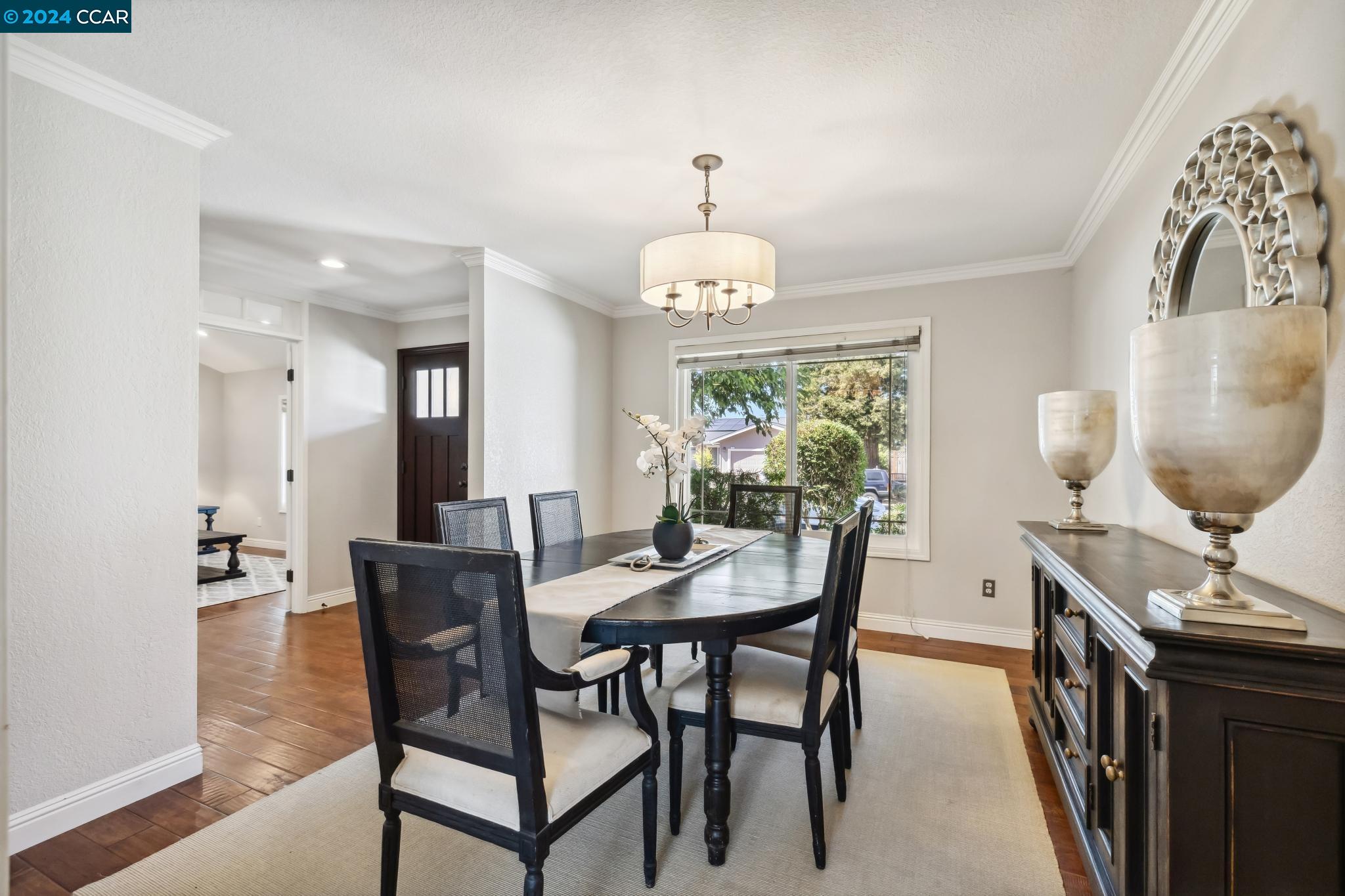 131 Pebble Pl
