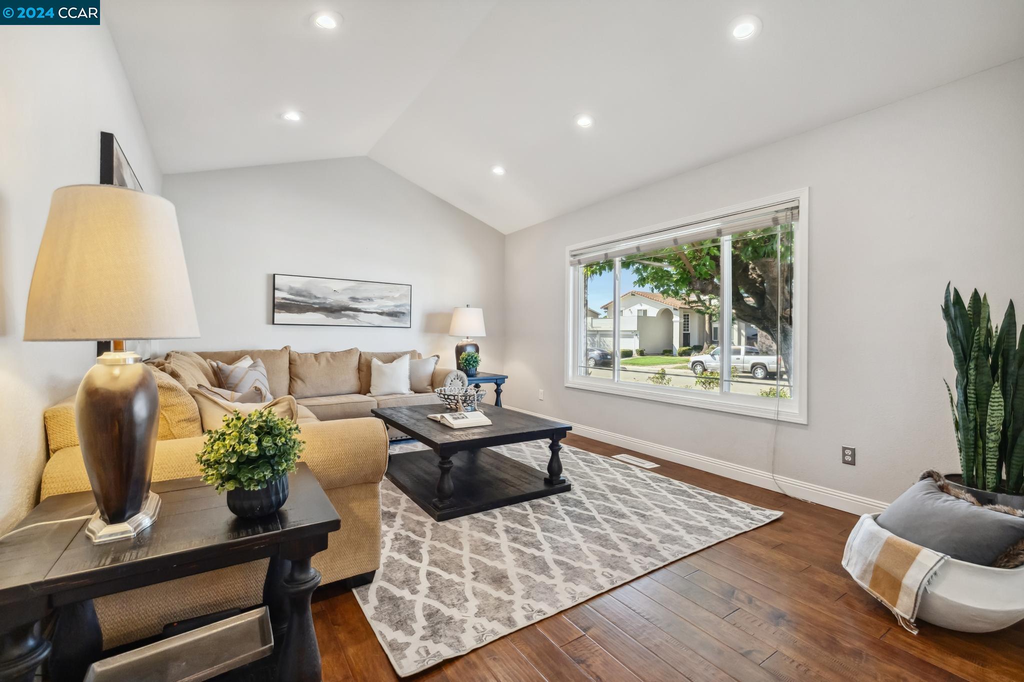 131 Pebble Pl