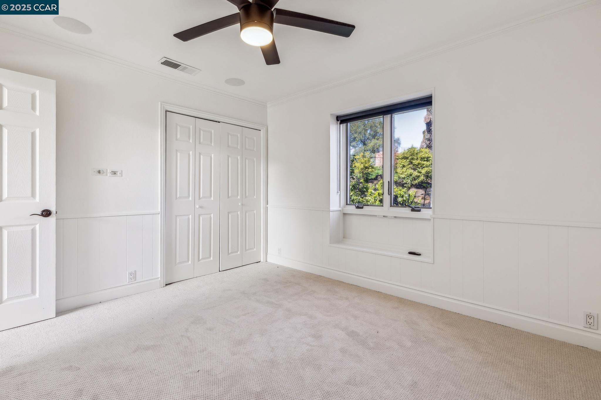 2160 Ridgewood Rd