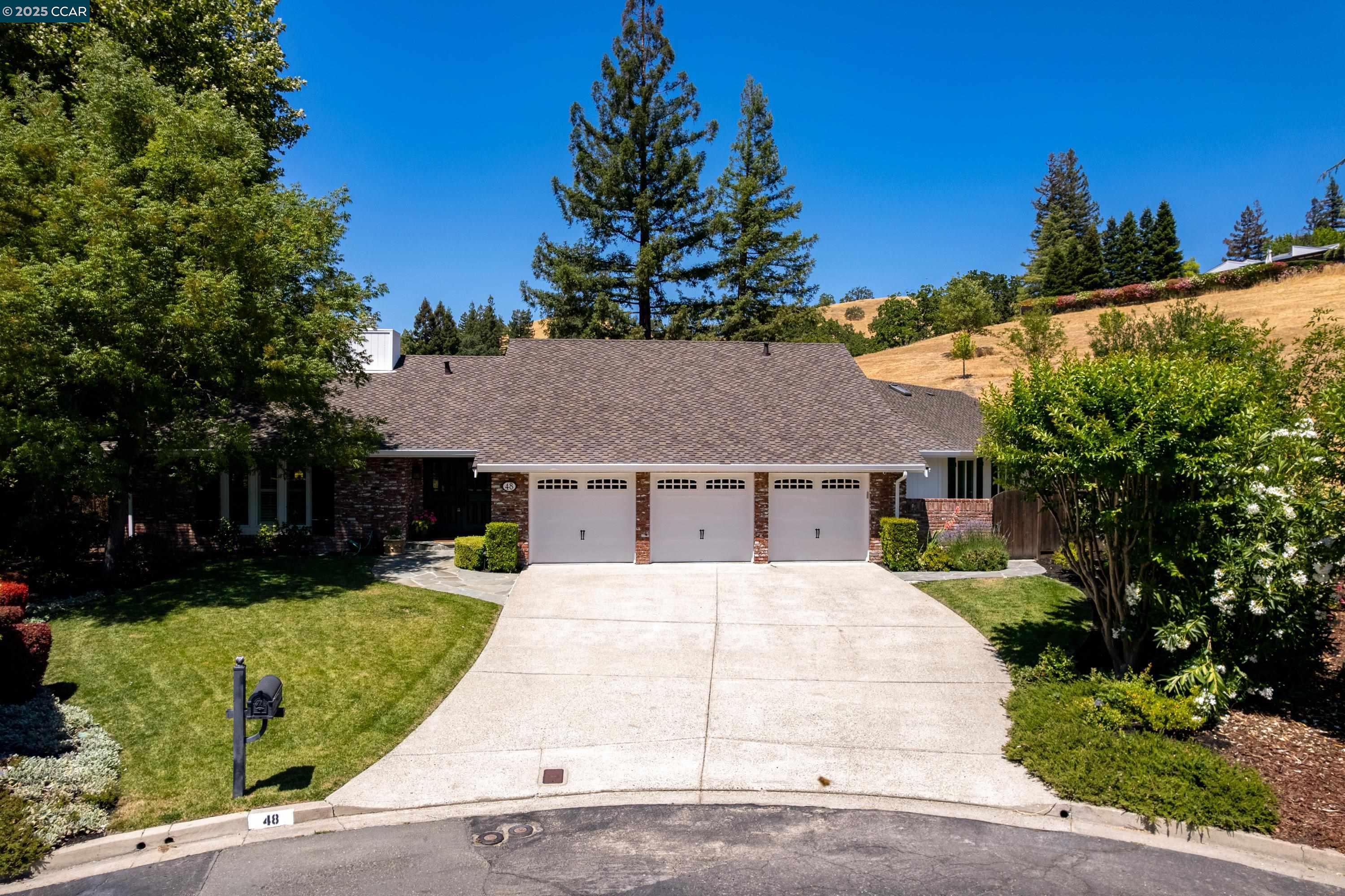 48 Lisa Ct