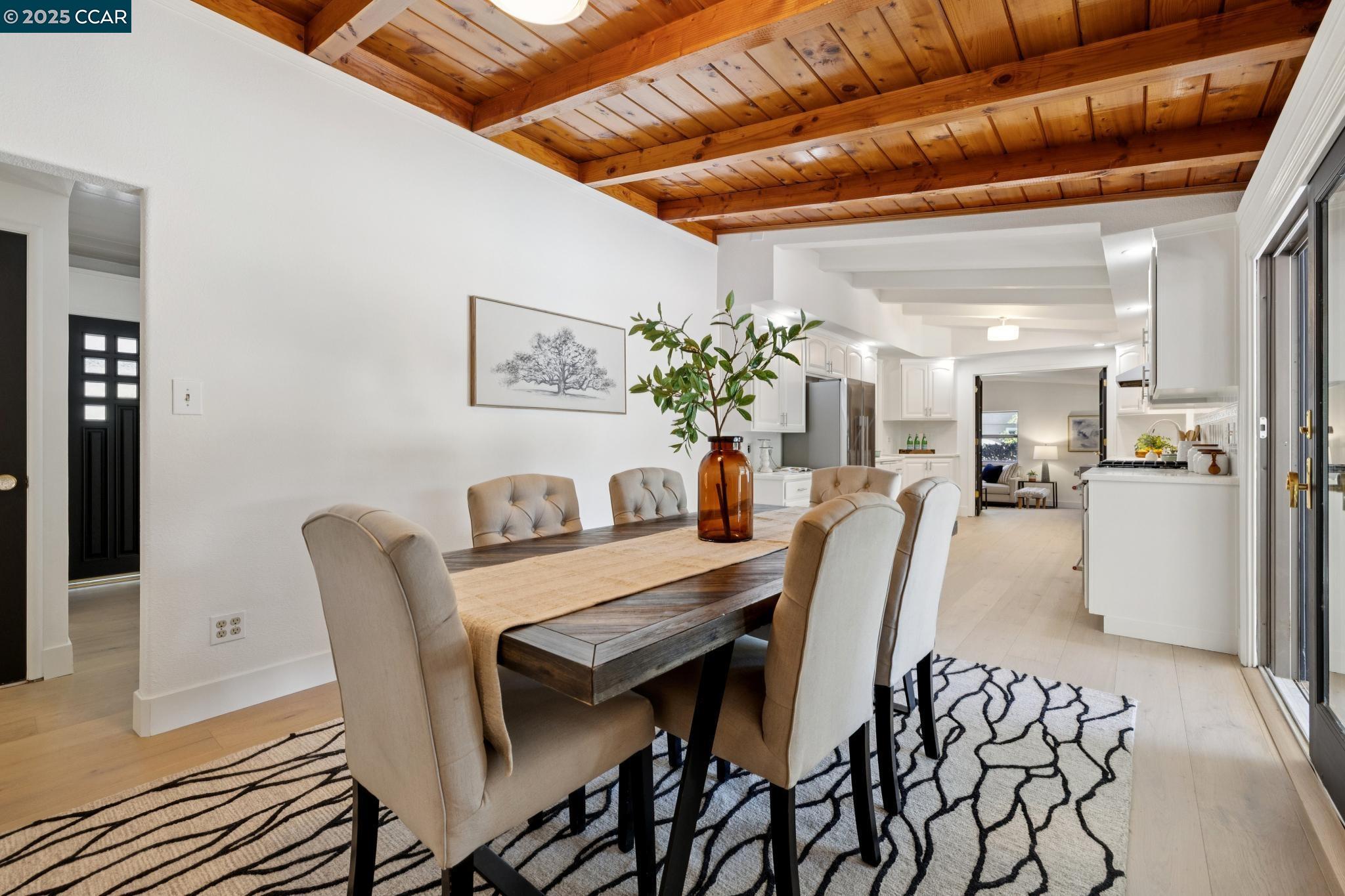 12 La Sonoma Ct