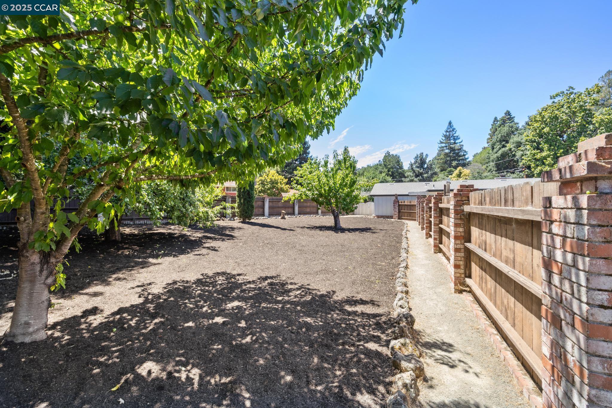 12 La Sonoma Ct