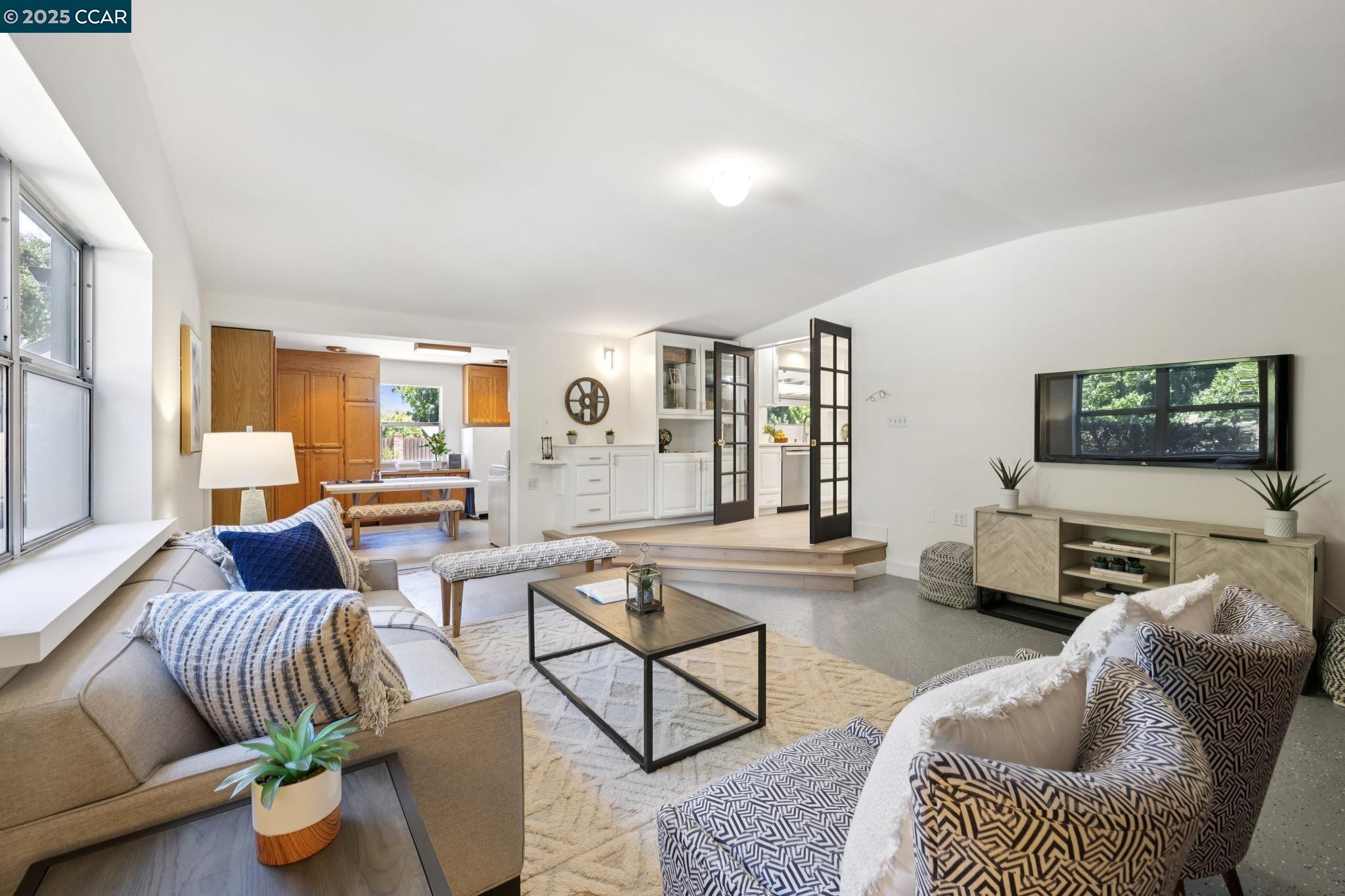 12 La Sonoma Ct