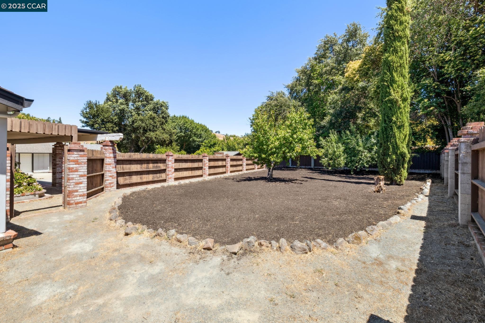12 La Sonoma Ct