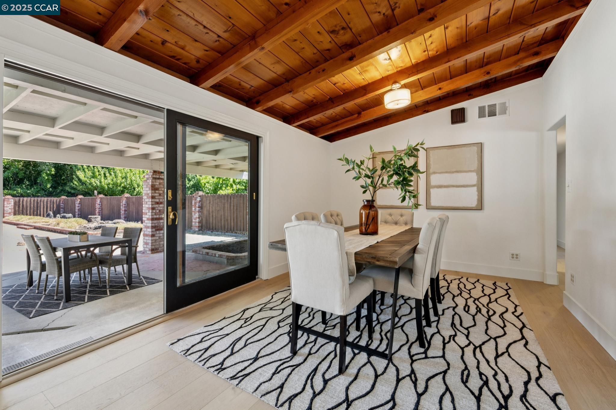 12 La Sonoma Ct