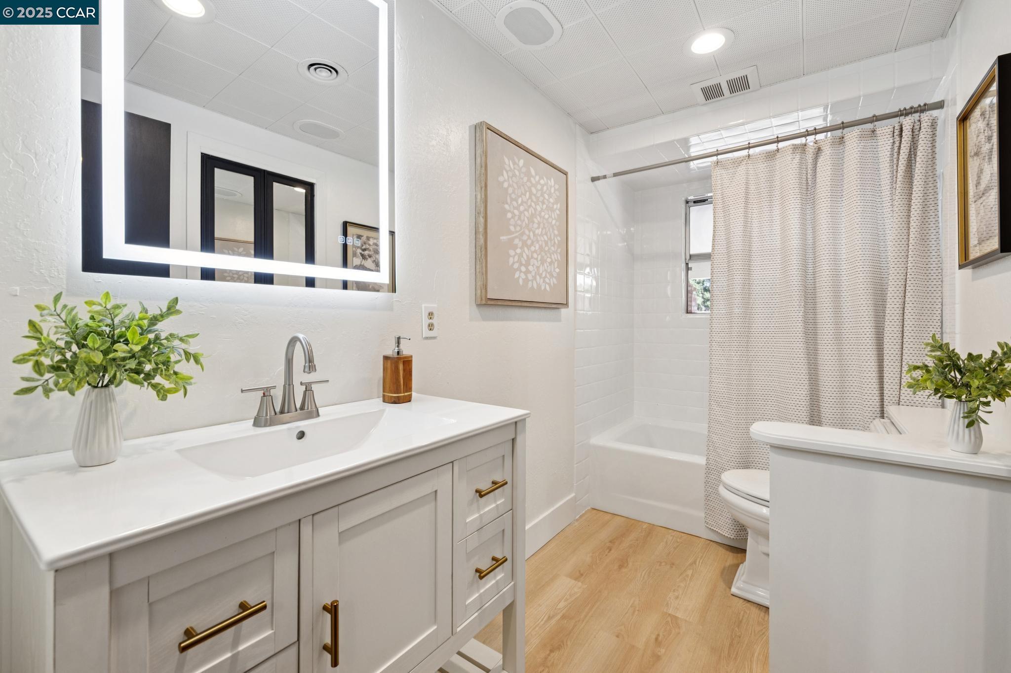 12 La Sonoma Ct