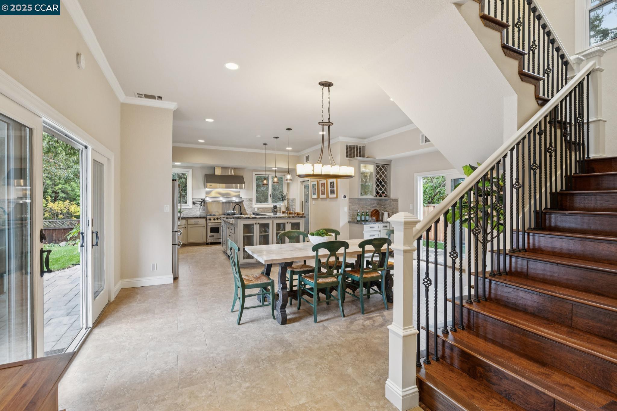 50 Vista Ln