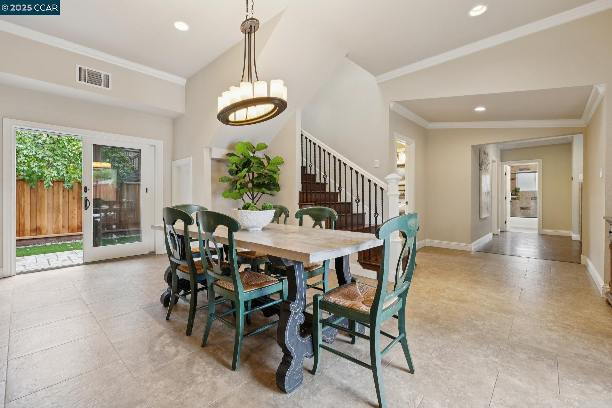 50 Vista Ln