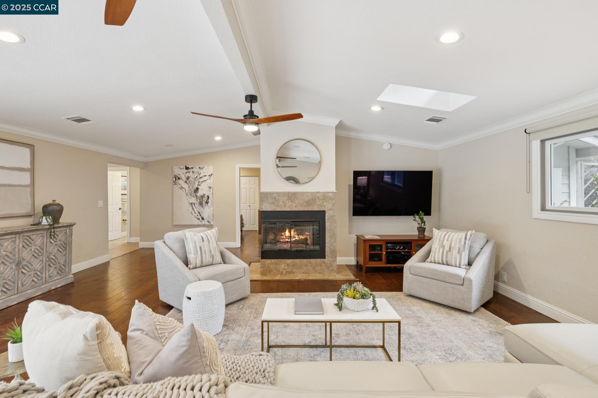 50 Vista Ln