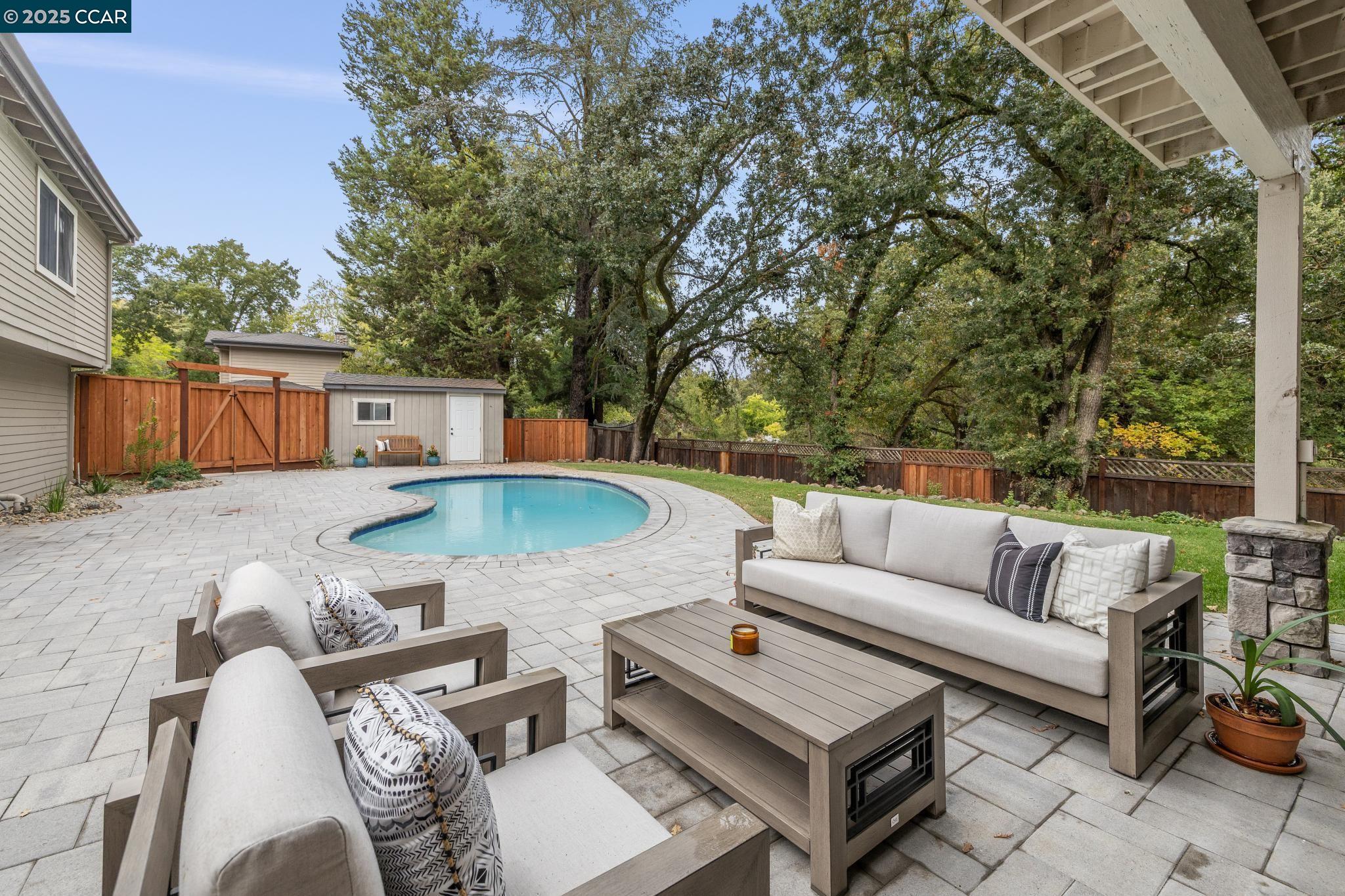 50 Vista Ln