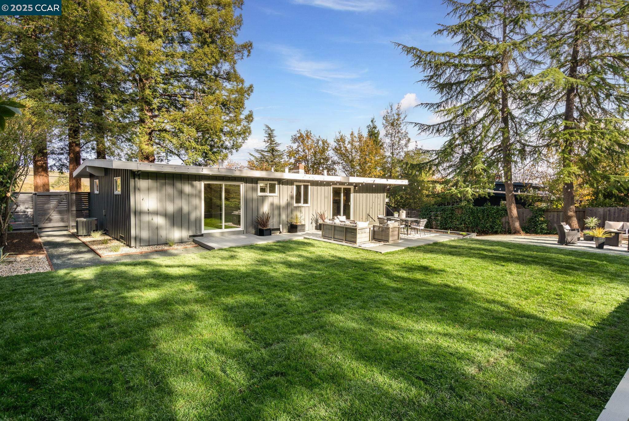 3337 S Lucille Ln