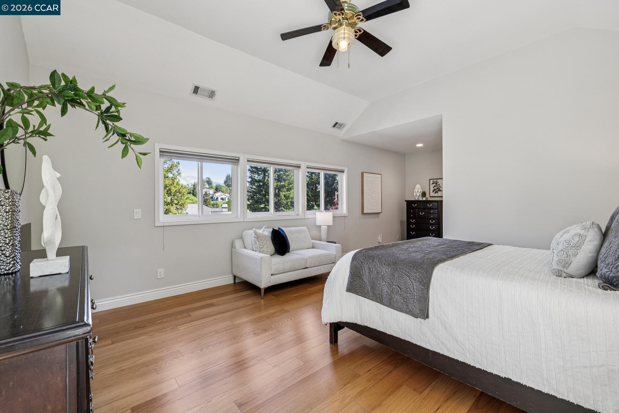 34 Sugarloaf Terrace