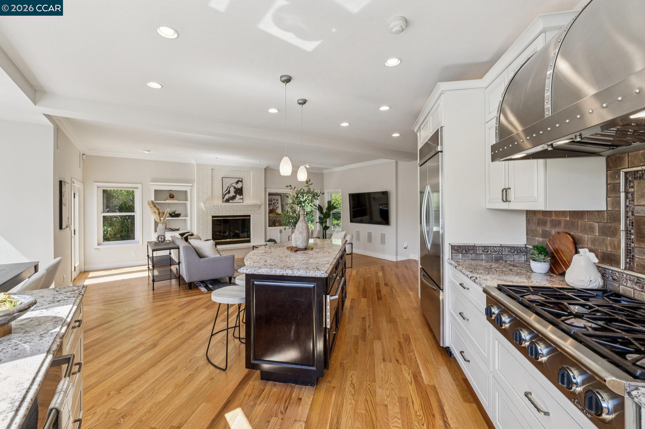 34 Sugarloaf Terrace