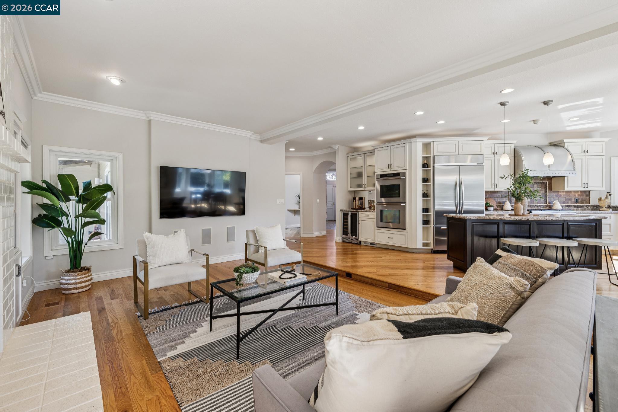 34 Sugarloaf Terrace