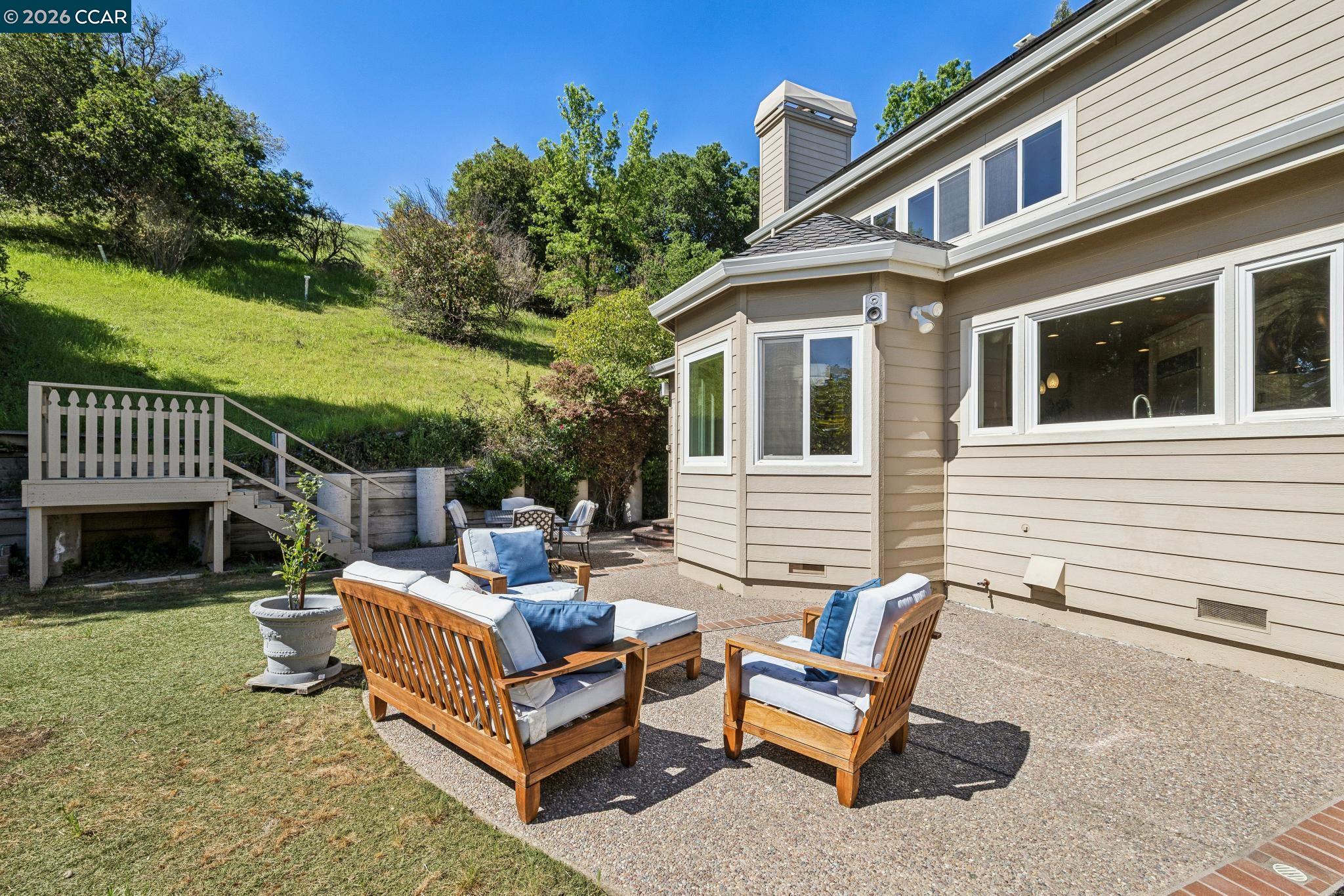 34 Sugarloaf Terrace