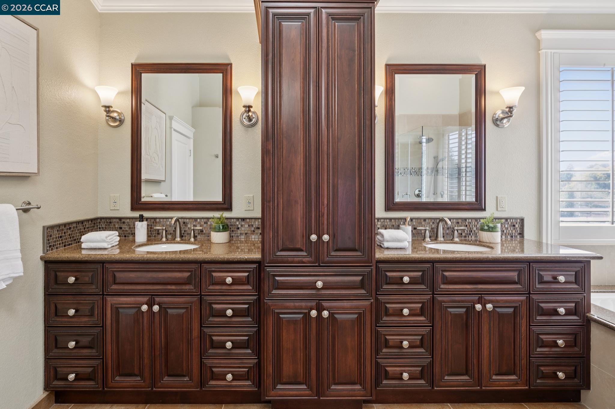 2763 Falcon View Ct