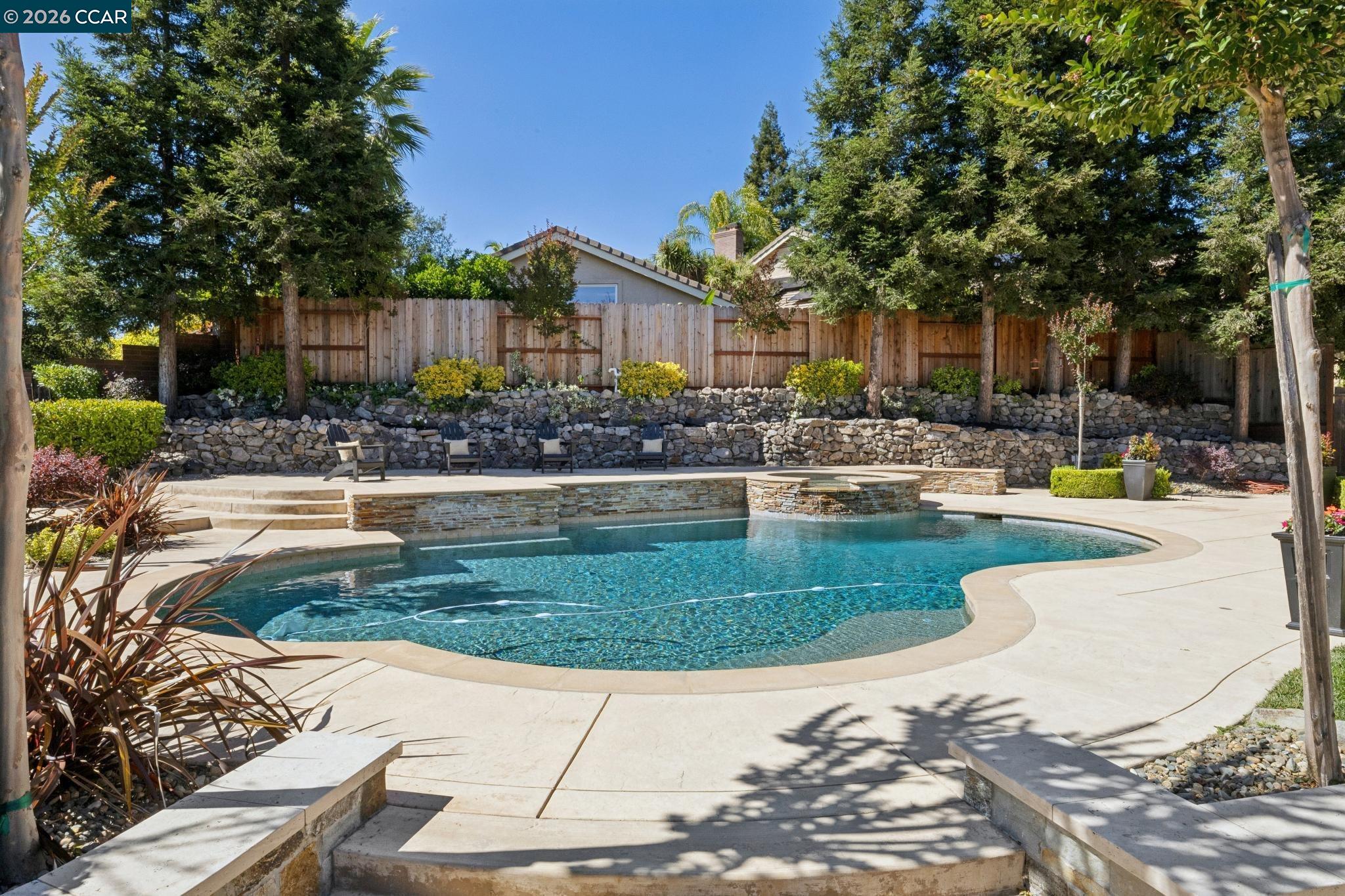2763 Falcon View Ct