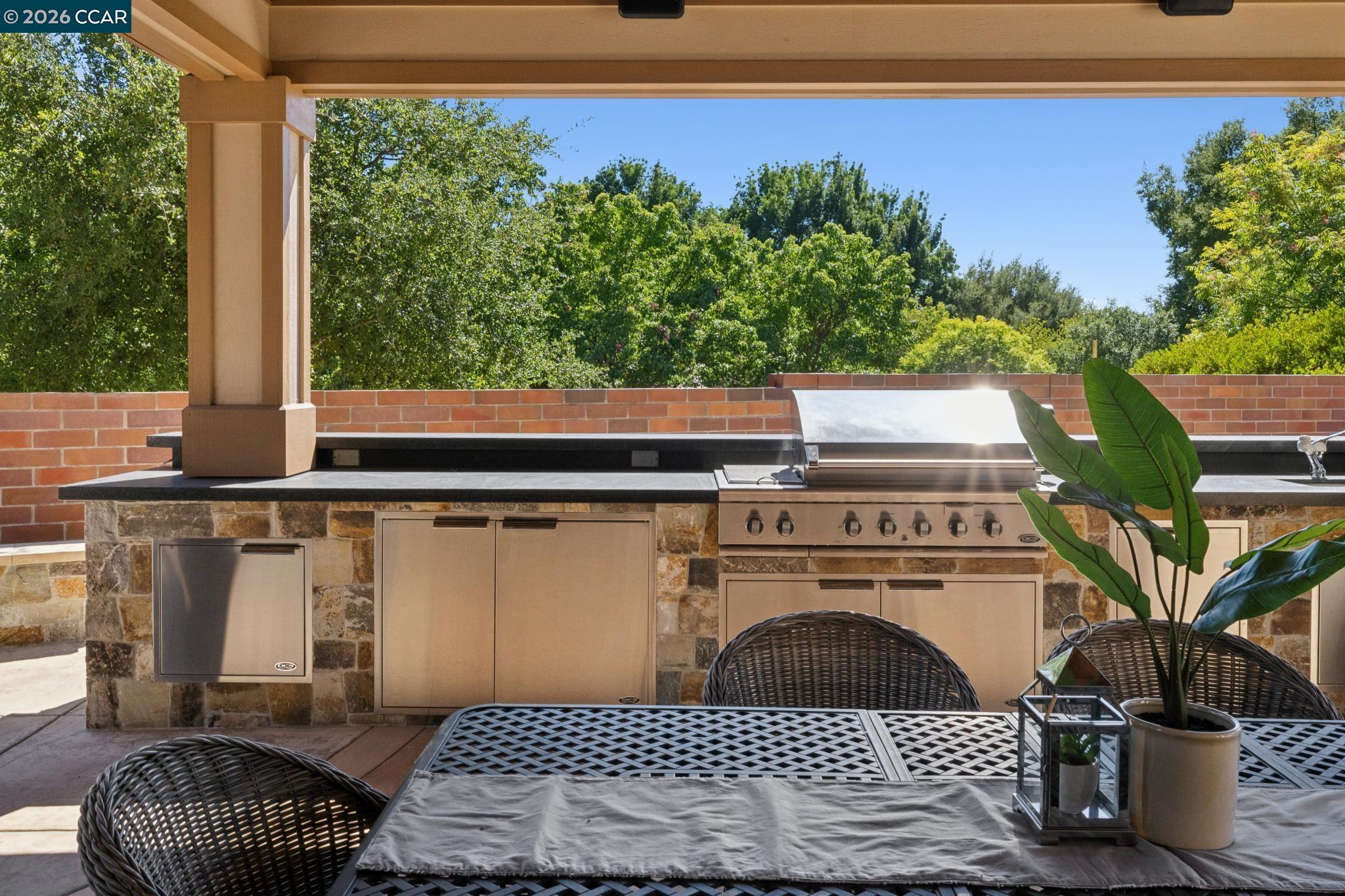 2763 Falcon View Ct