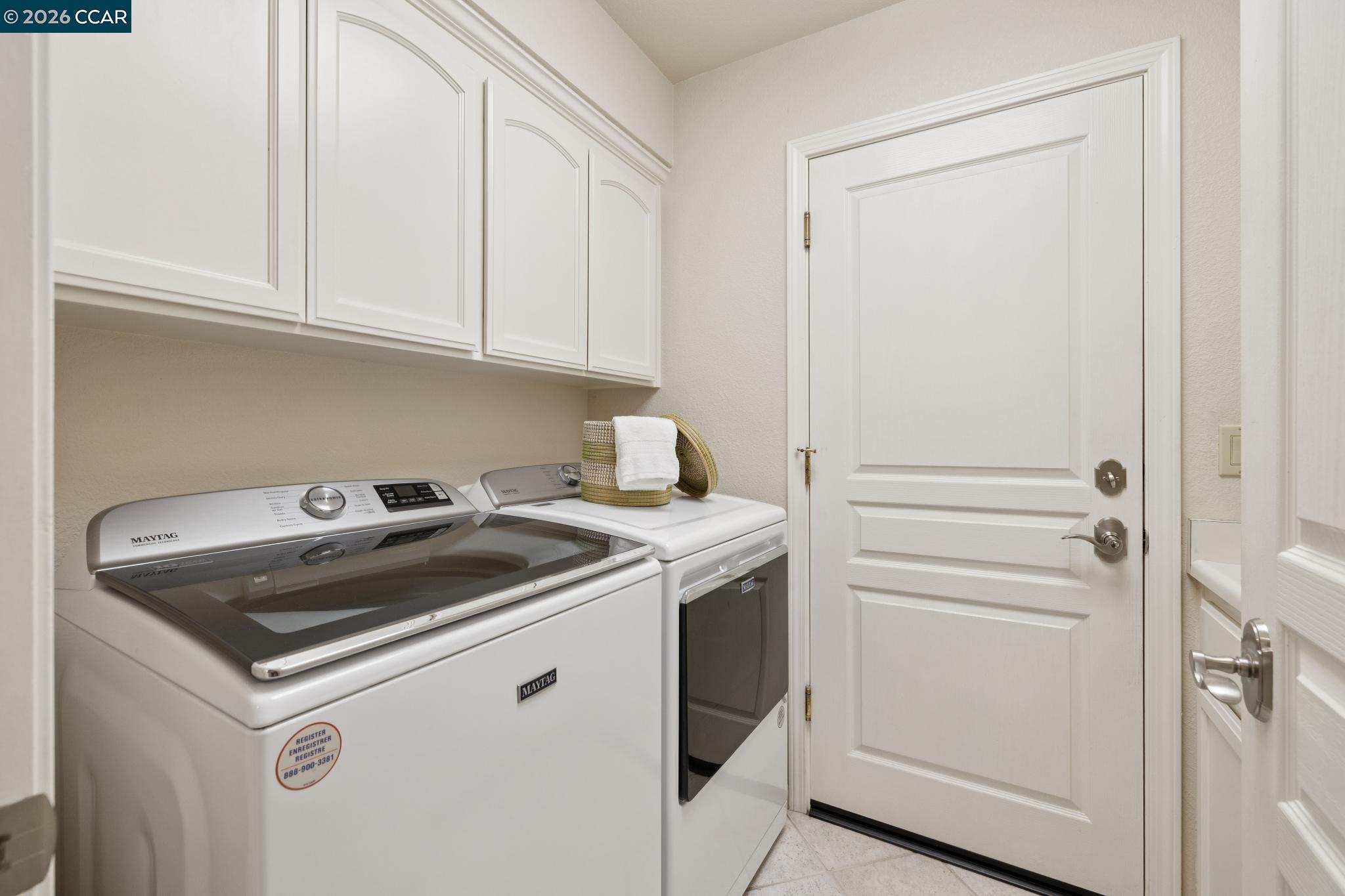 2763 Falcon View Ct