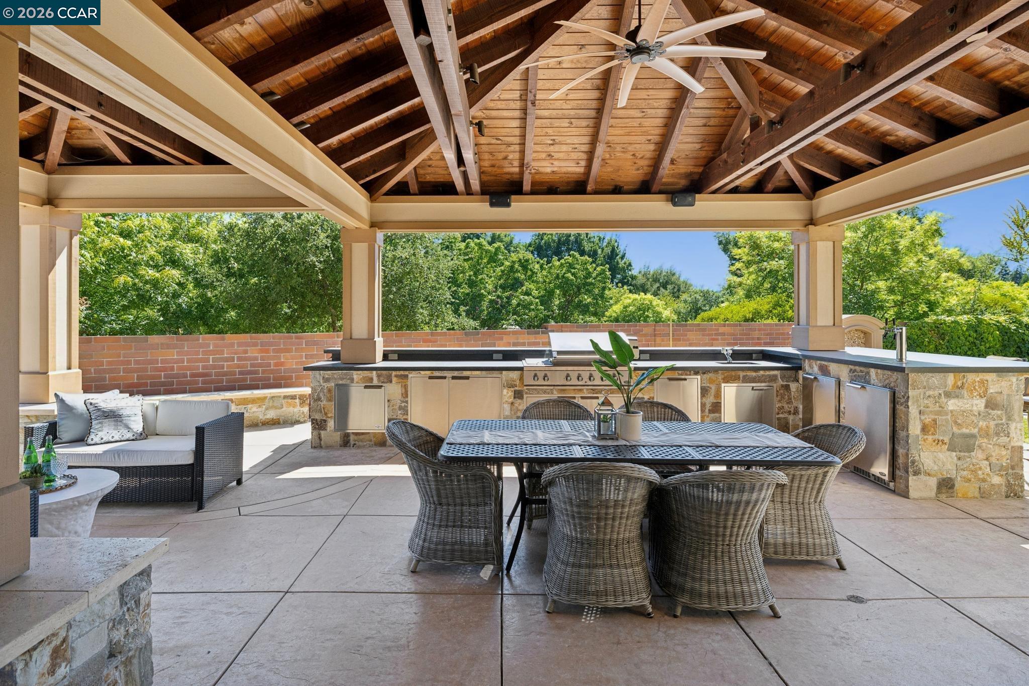 2763 Falcon View Ct