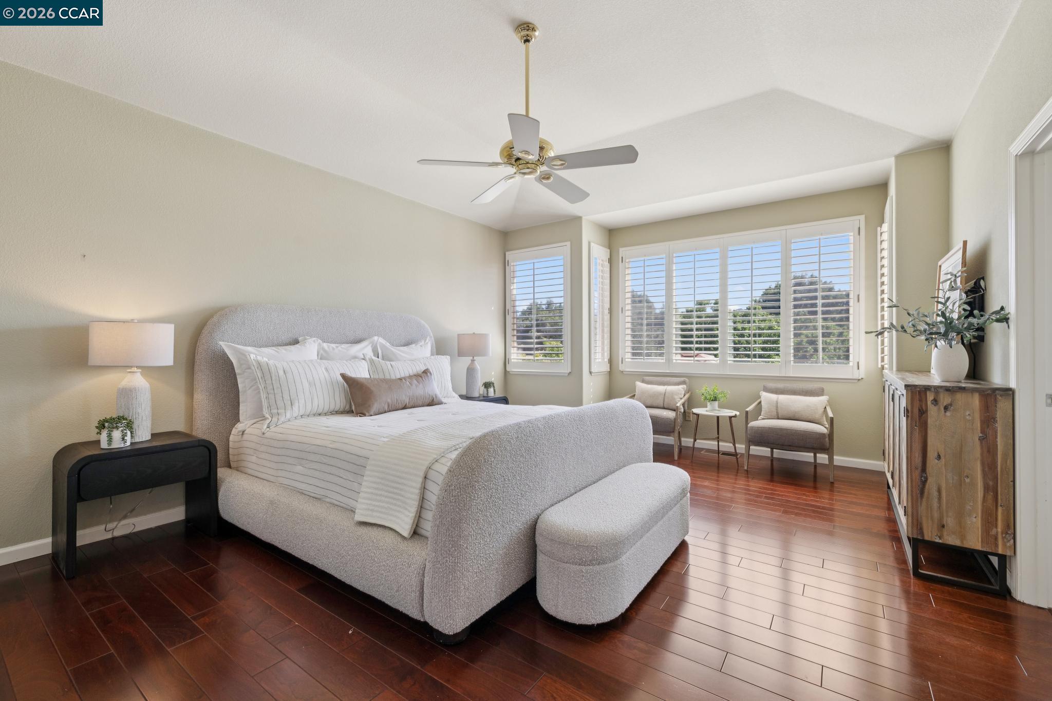 2763 Falcon View Ct