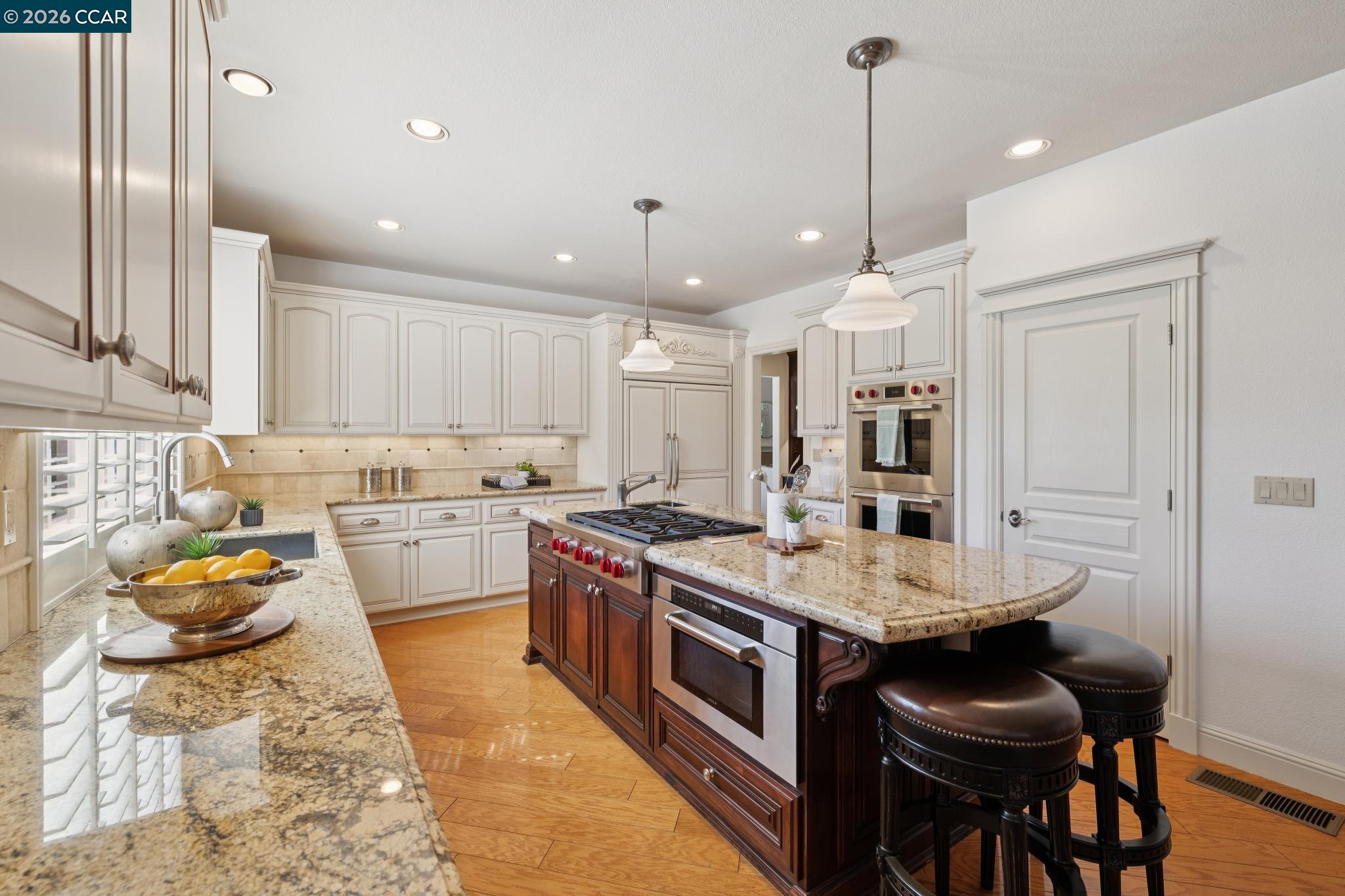 2763 Falcon View Ct