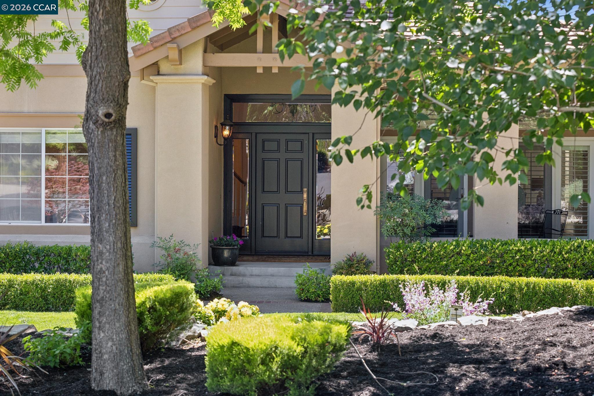 2763 Falcon View Ct