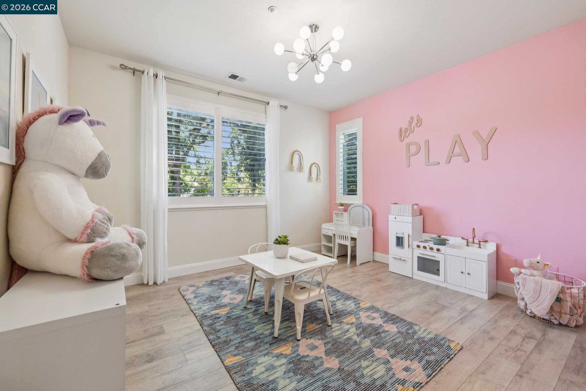 1103 Andrew Ln