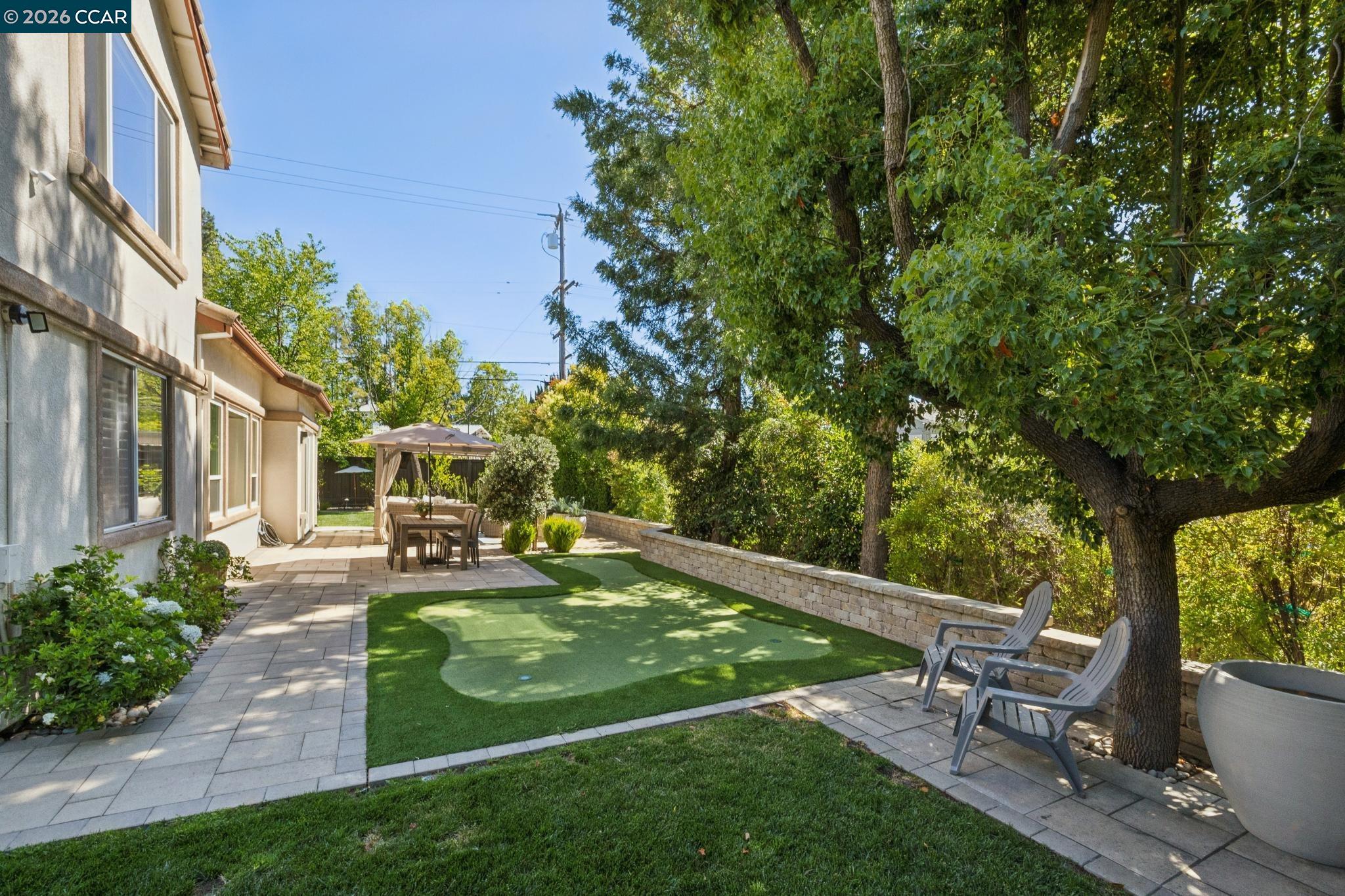 1103 Andrew Ln