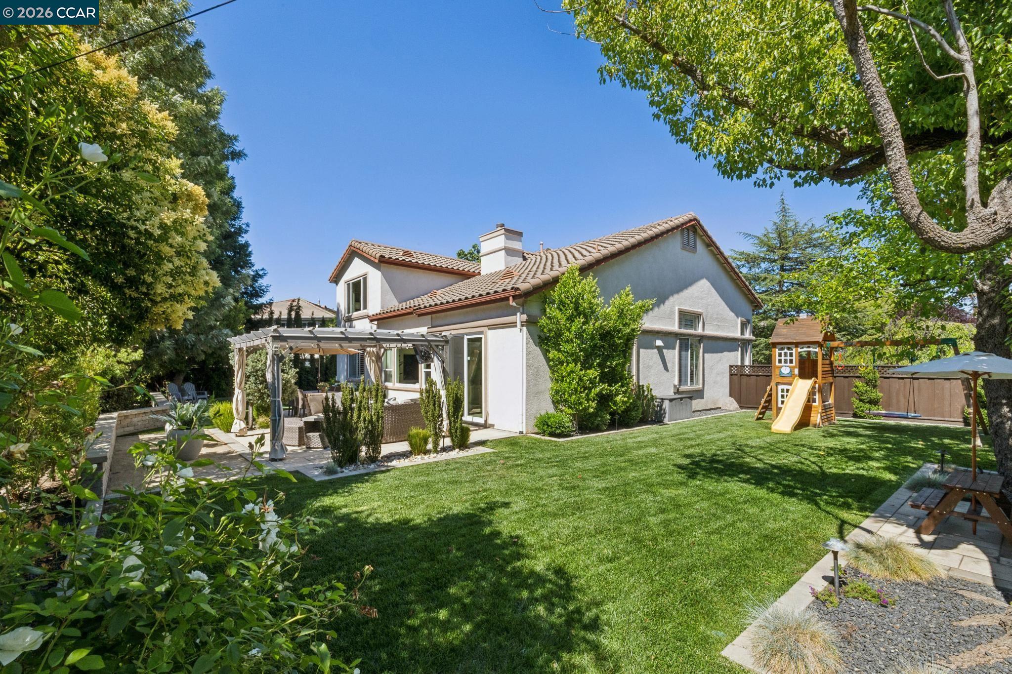 1103 Andrew Ln