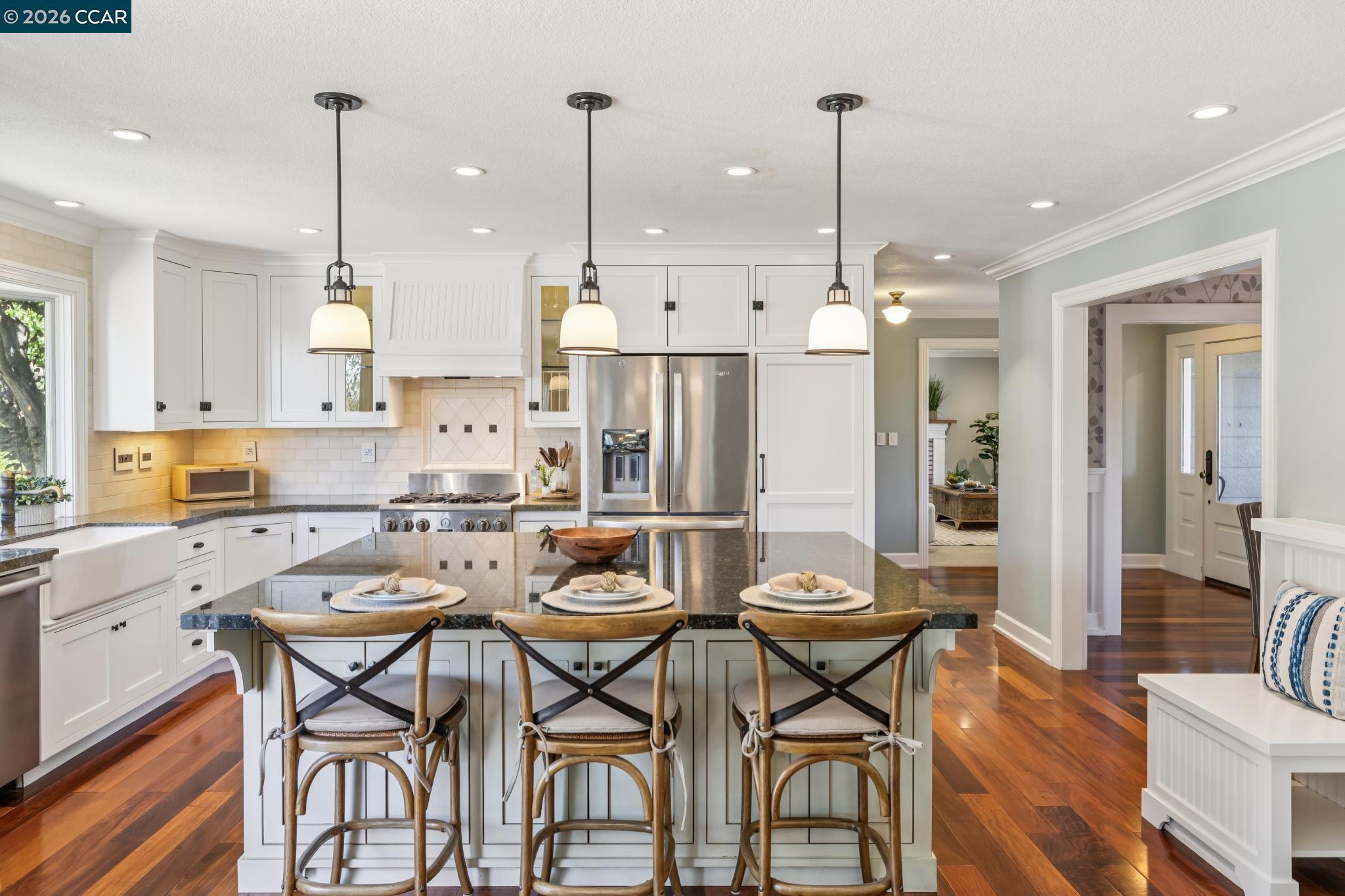 226 Arthur Ct