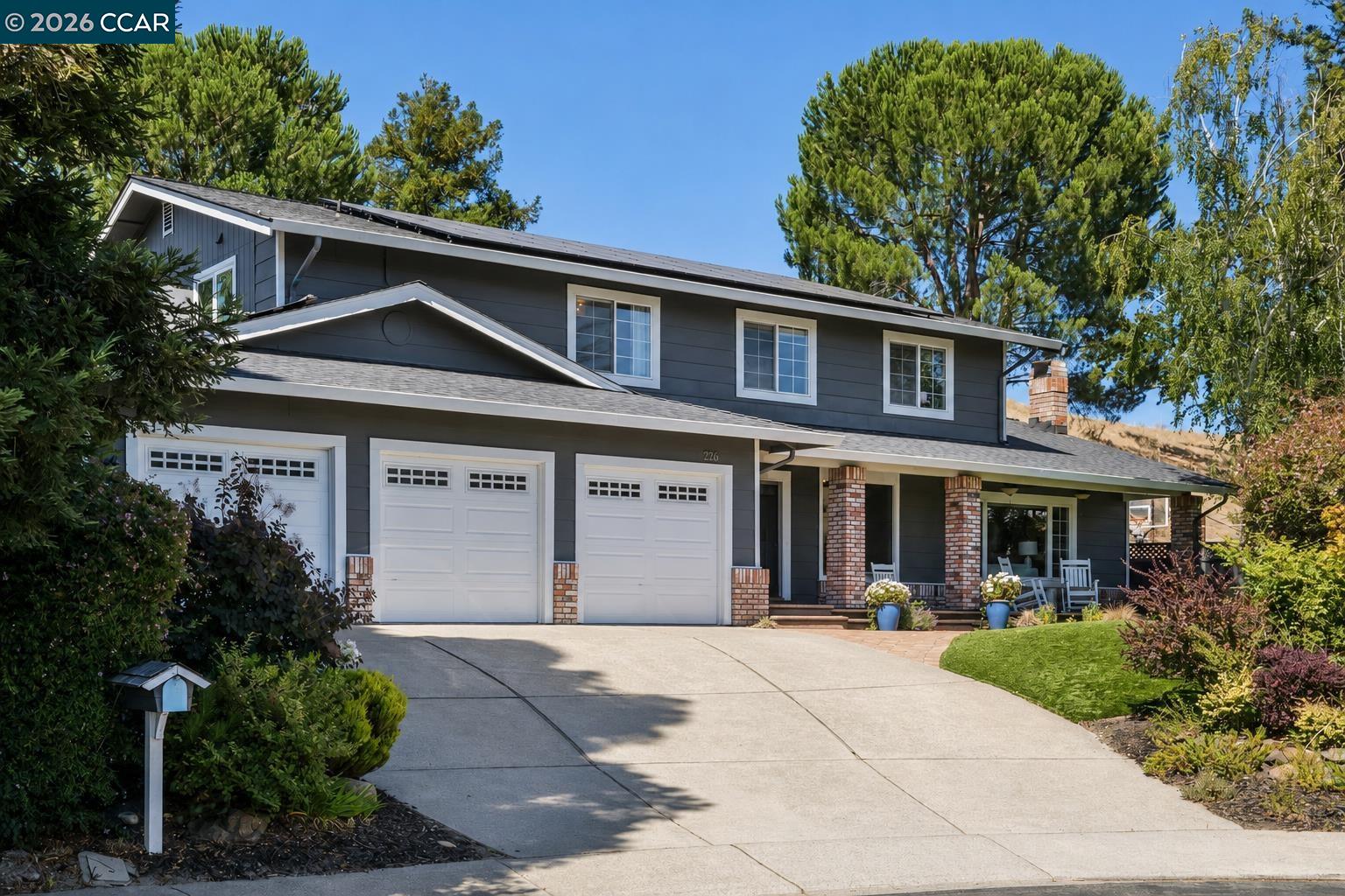 226 Arthur Ct