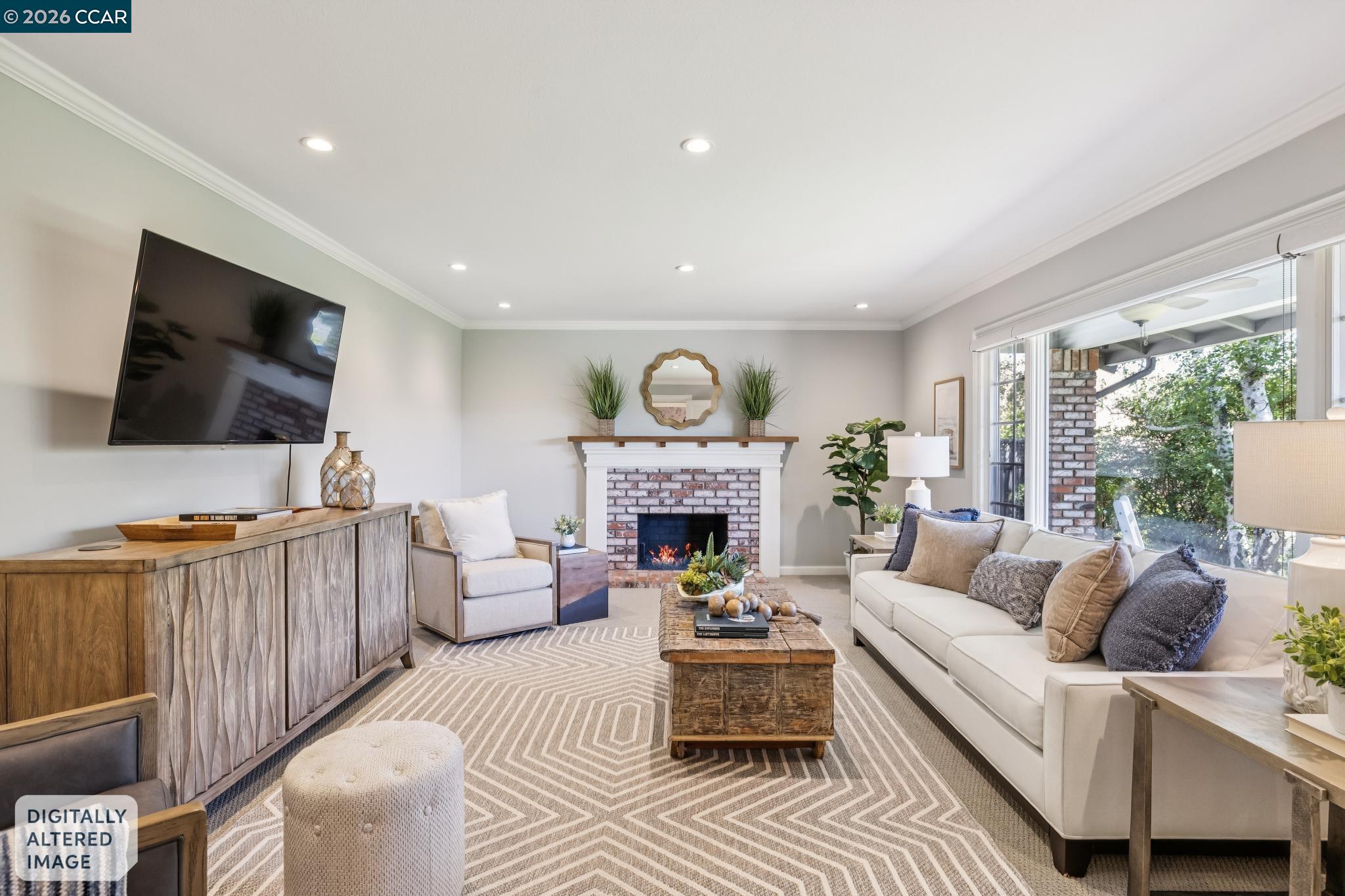 226 Arthur Ct