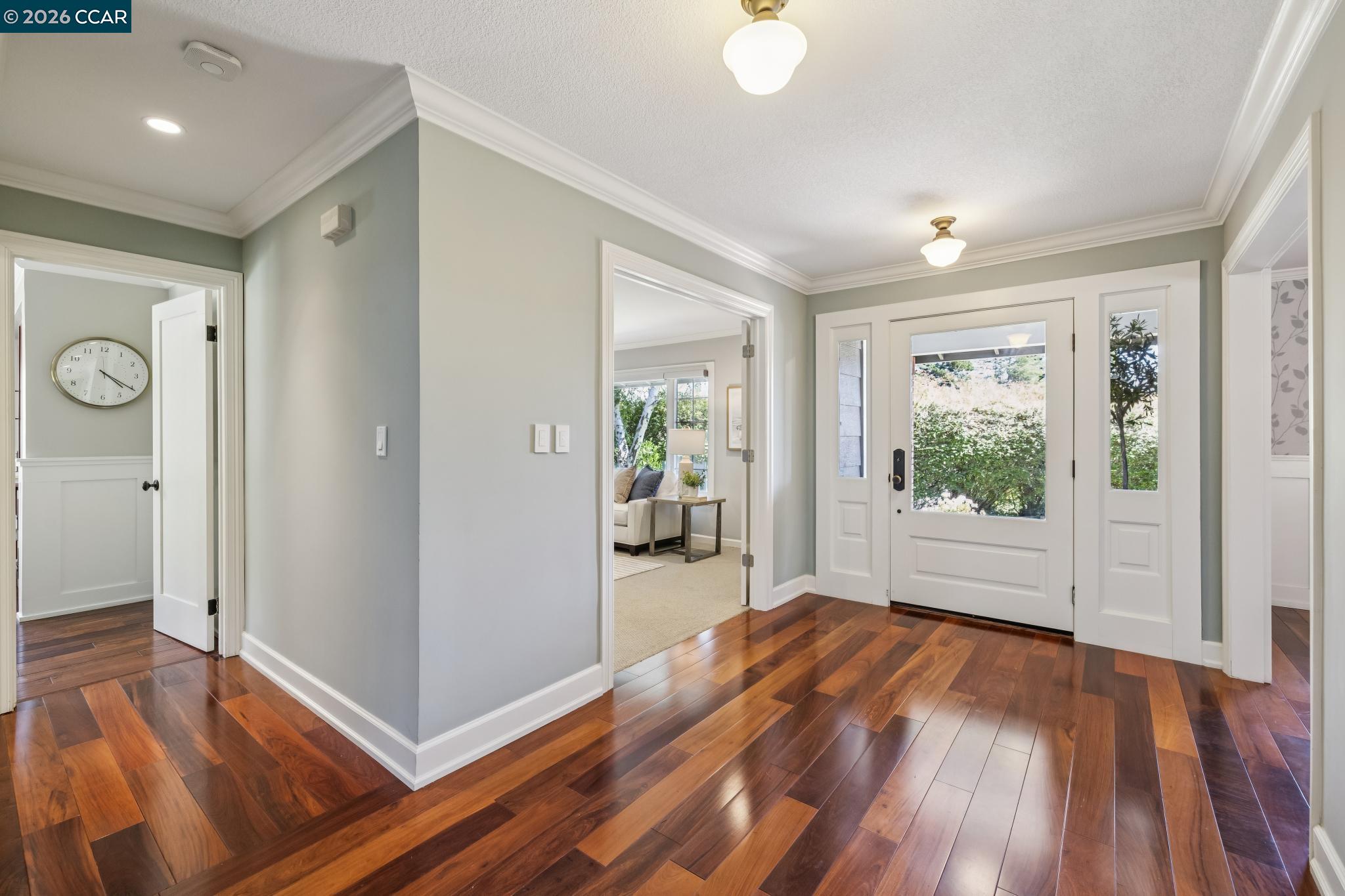 226 Arthur Ct