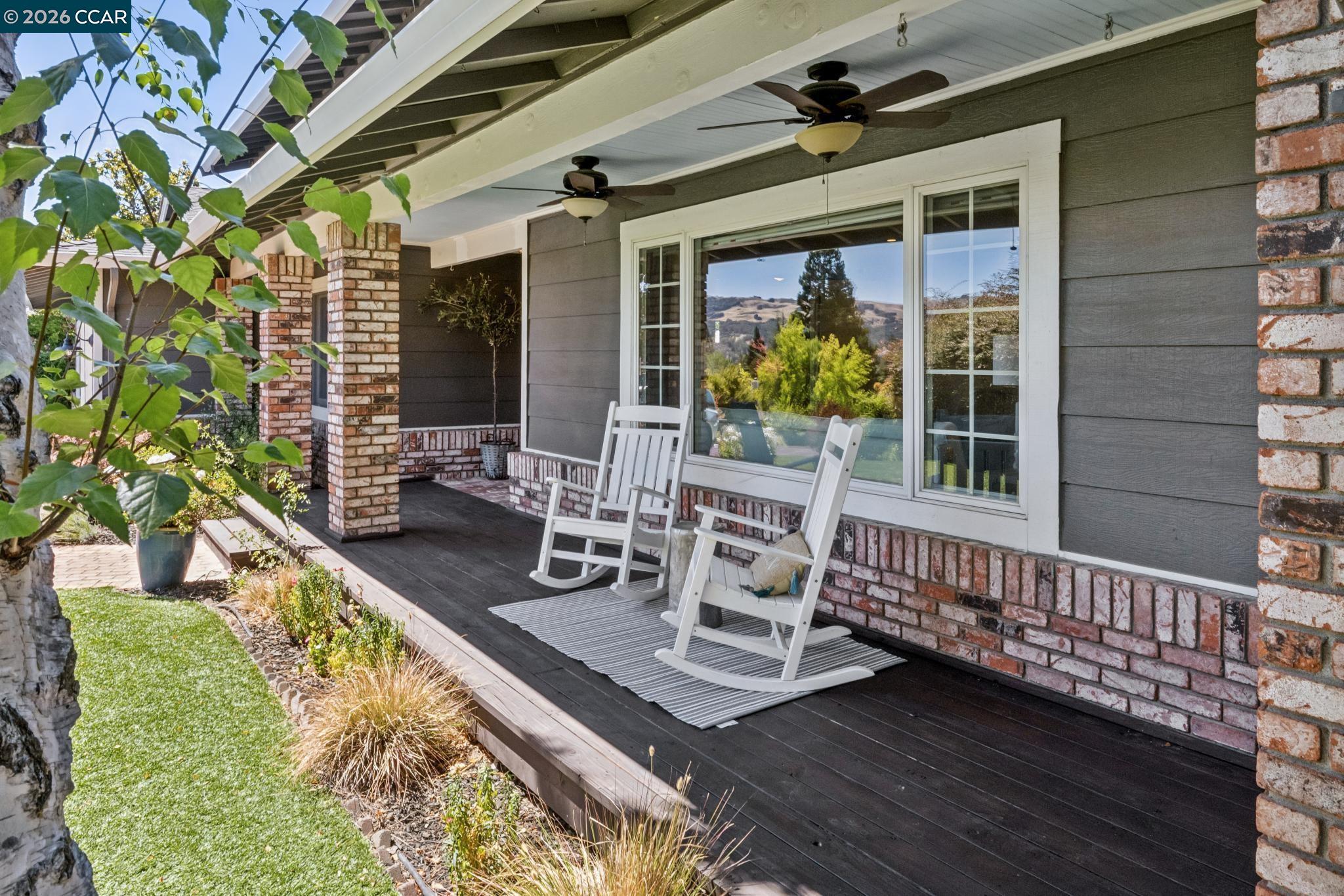 226 Arthur Ct