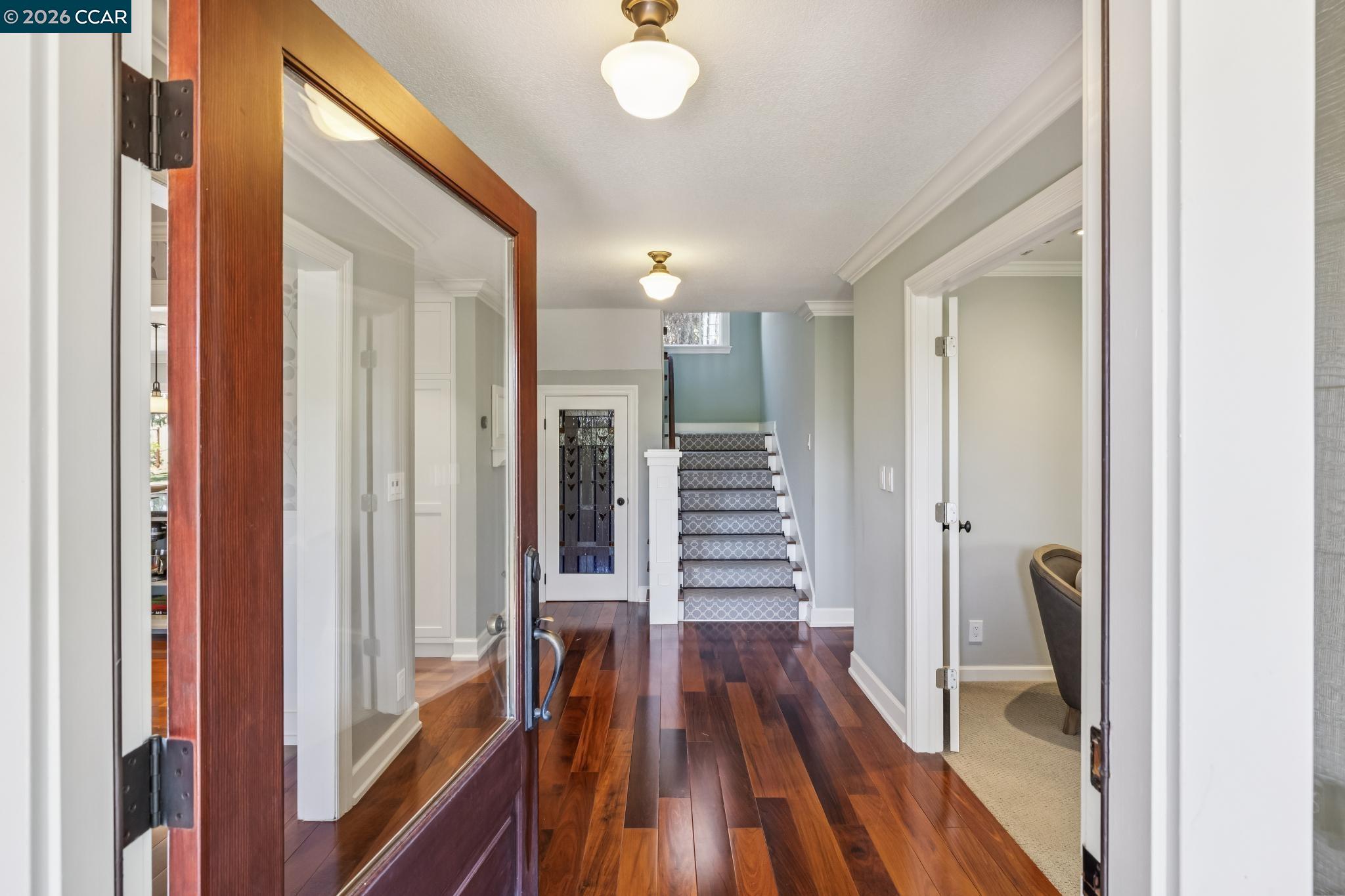 226 Arthur Ct