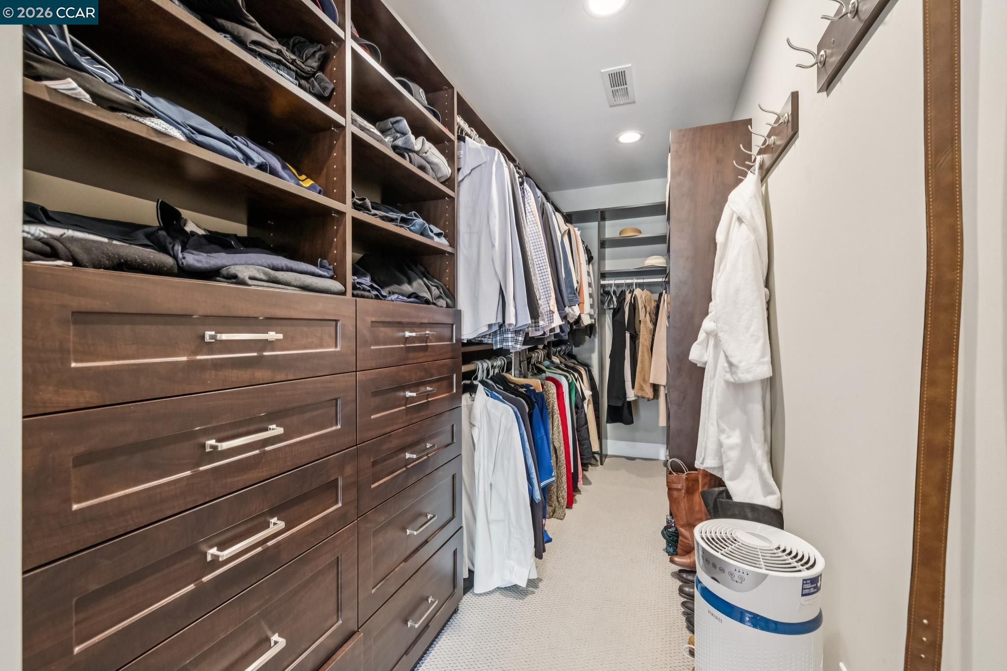 226 Arthur Ct