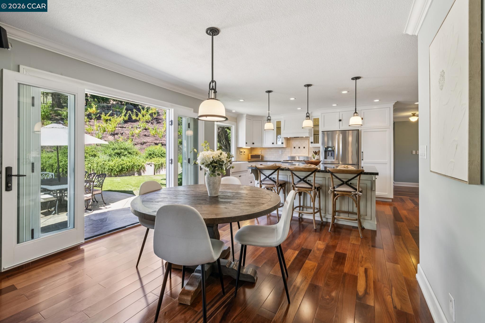 226 Arthur Ct
