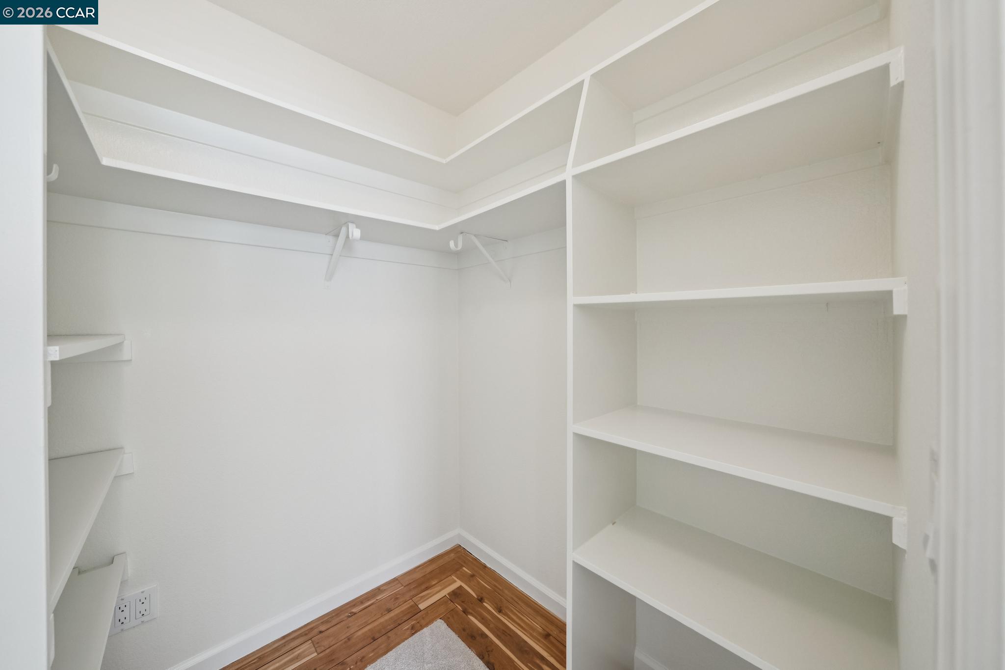 136 Lark Court