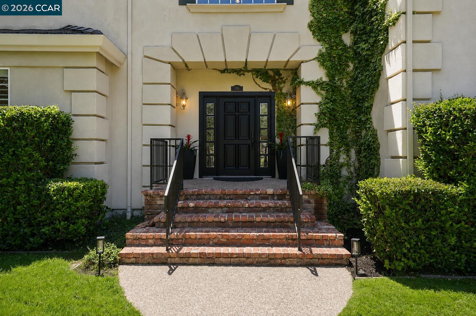 136 Lark Court