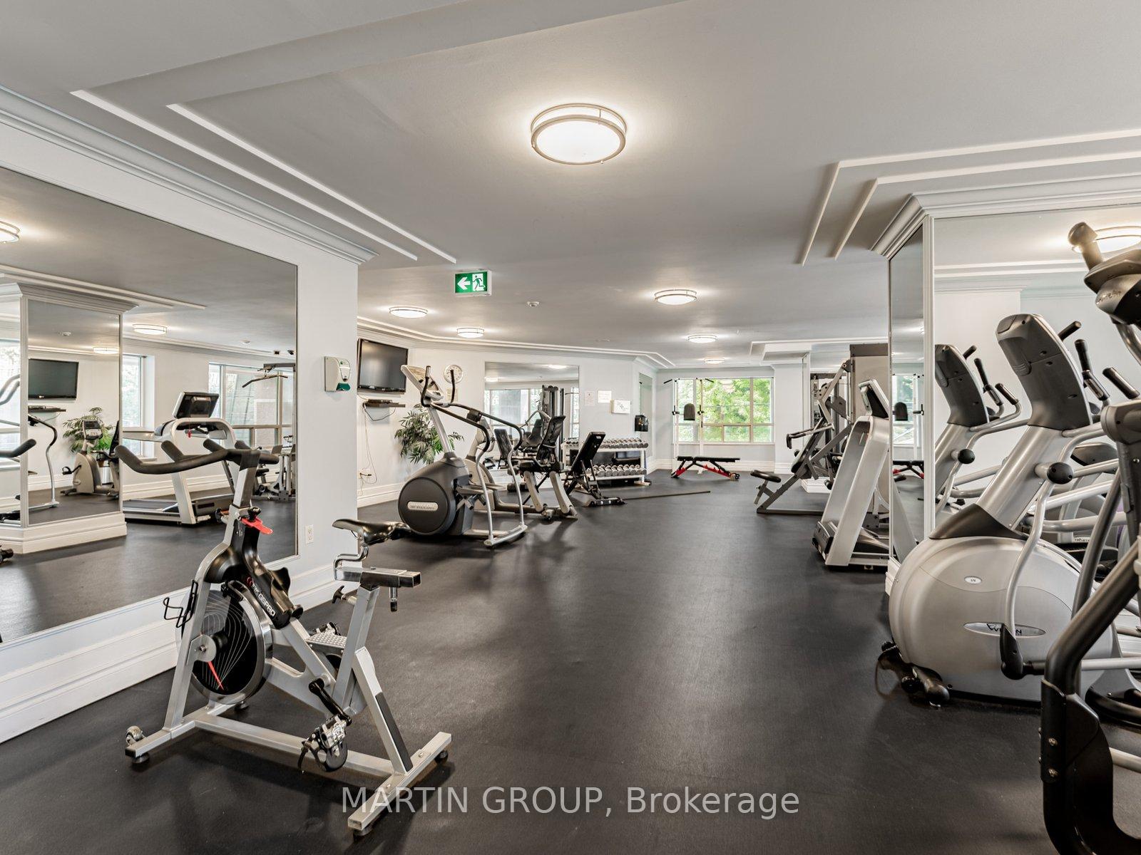 887 Bay Street 506