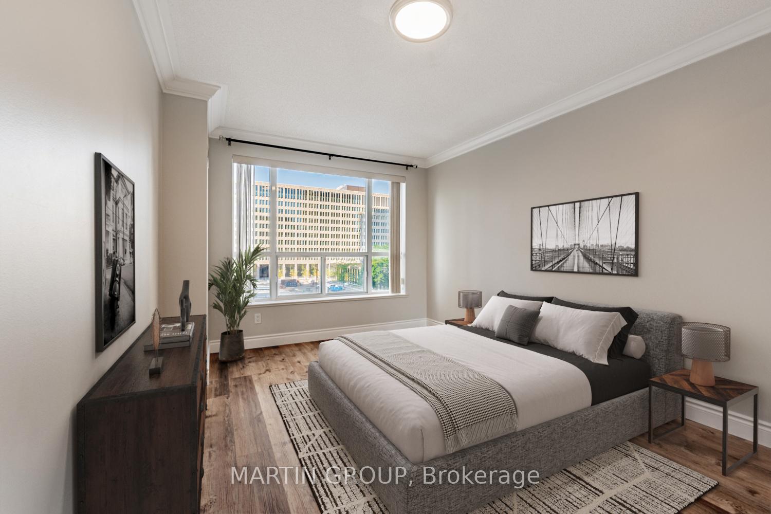 887 Bay Street 506