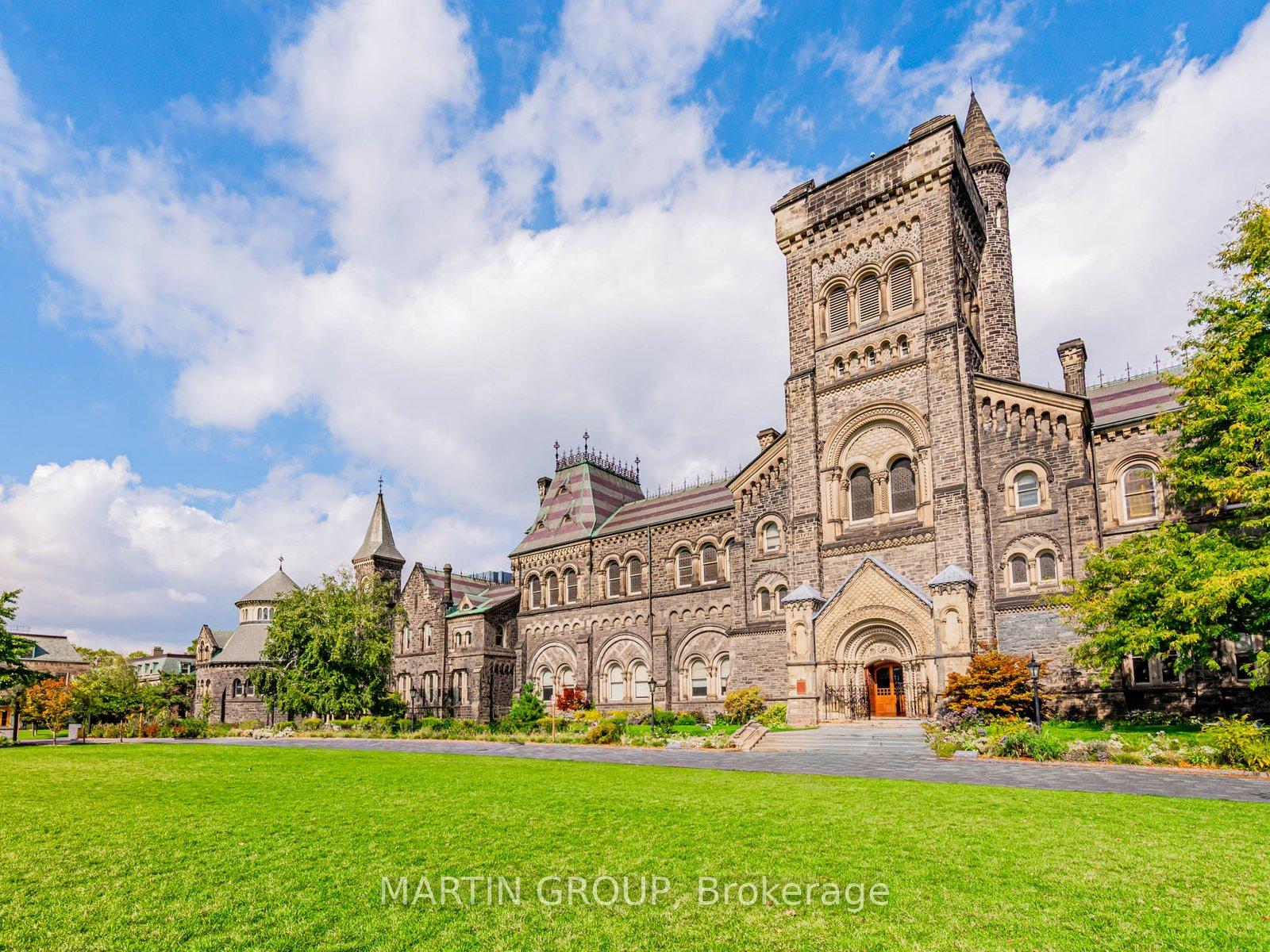 887 Bay Street 506