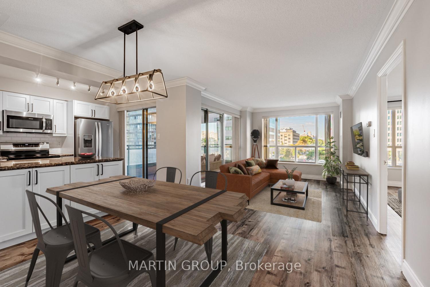 887 Bay Street 506