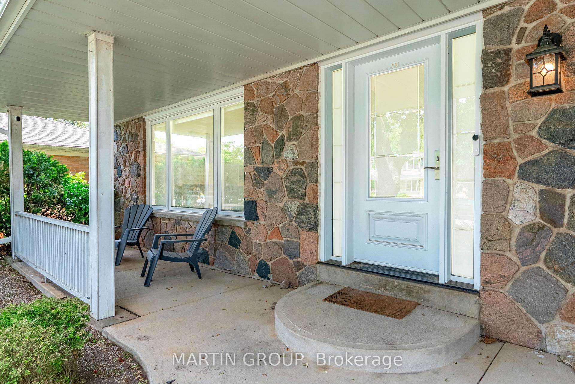 2264 Yolanda Drive