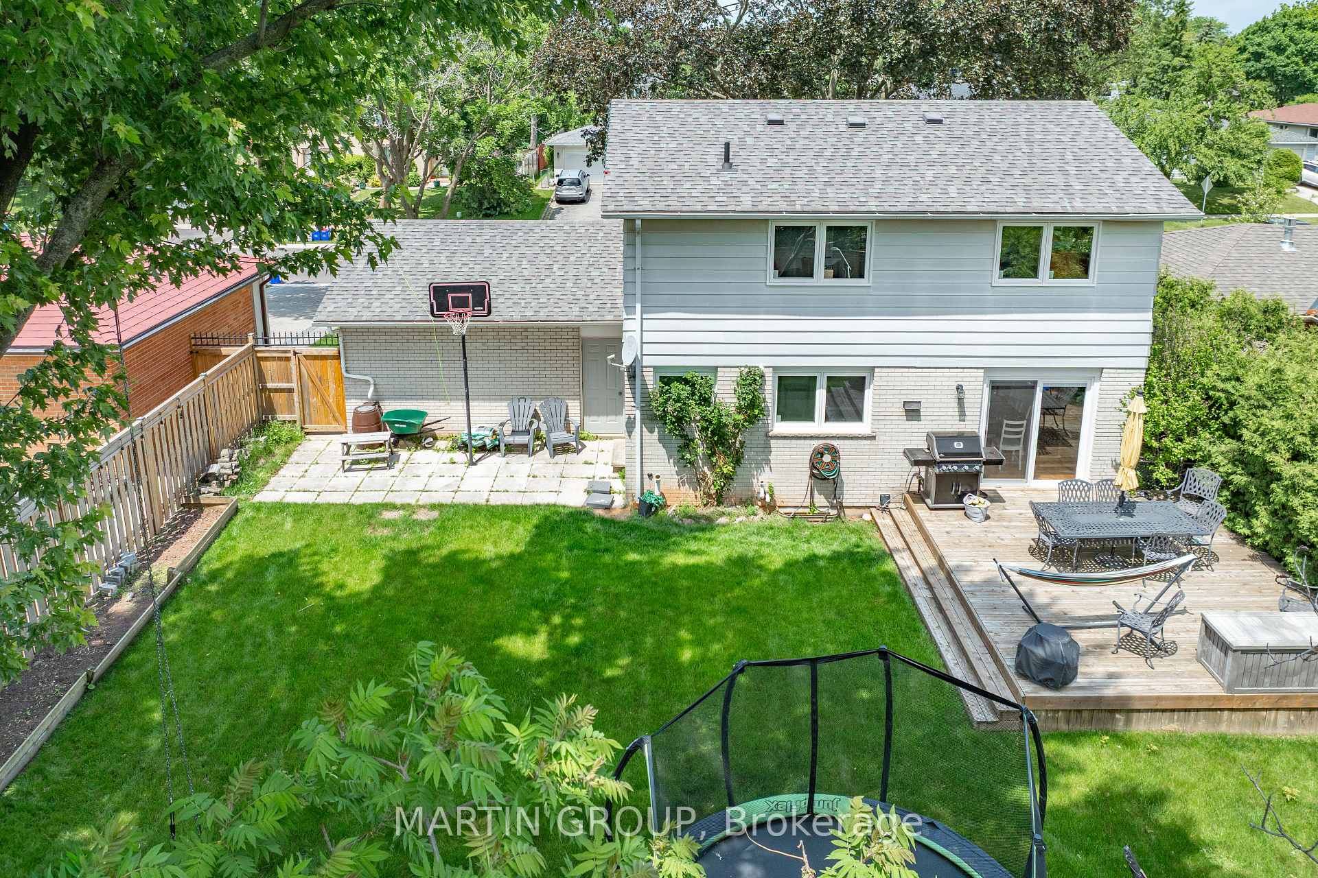 2264 Yolanda Drive