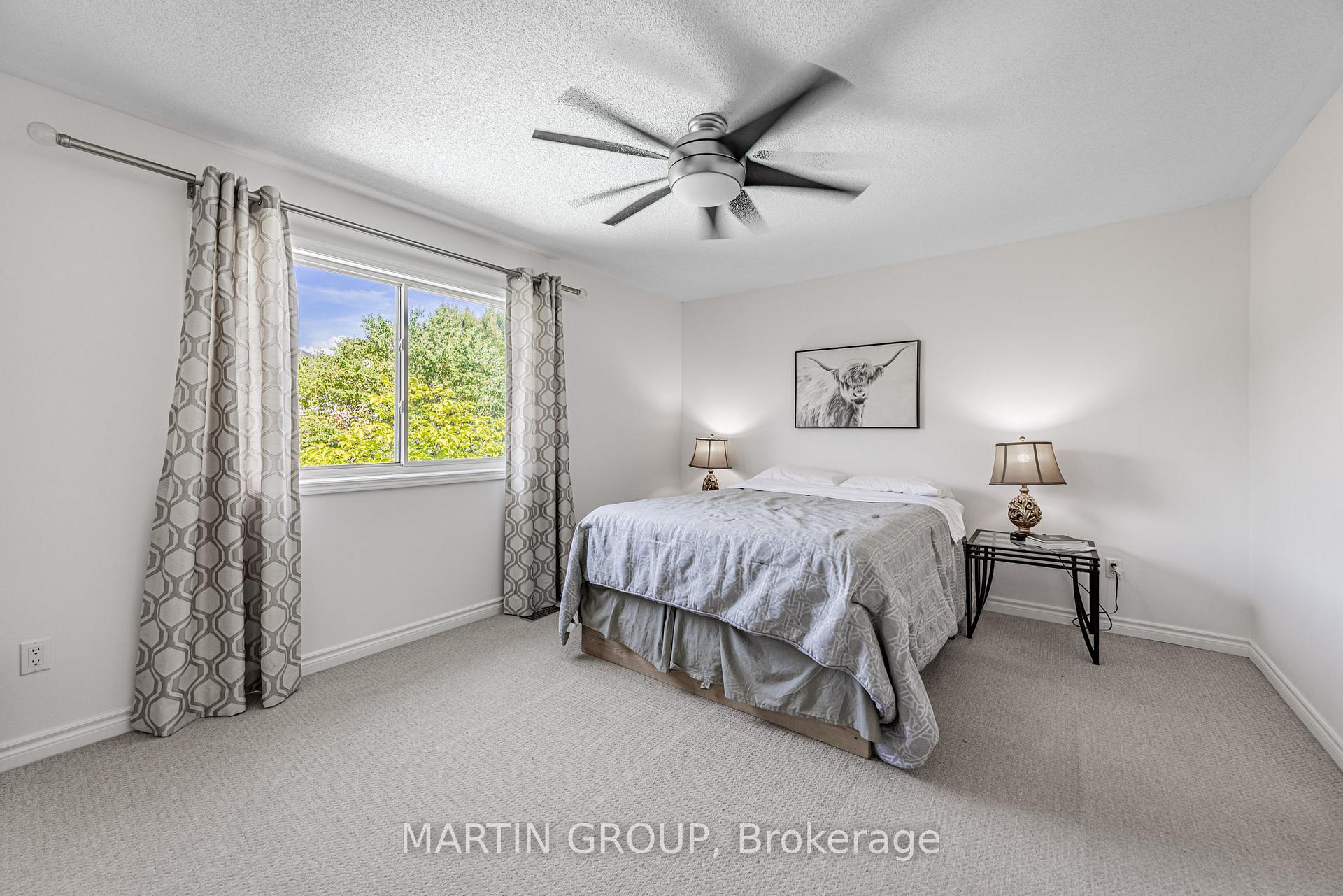 5637 Roseville Court, Burlington