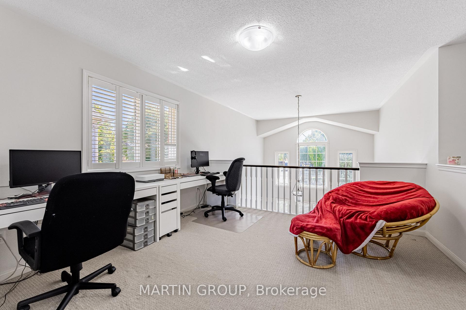 5637 Roseville Court, Burlington