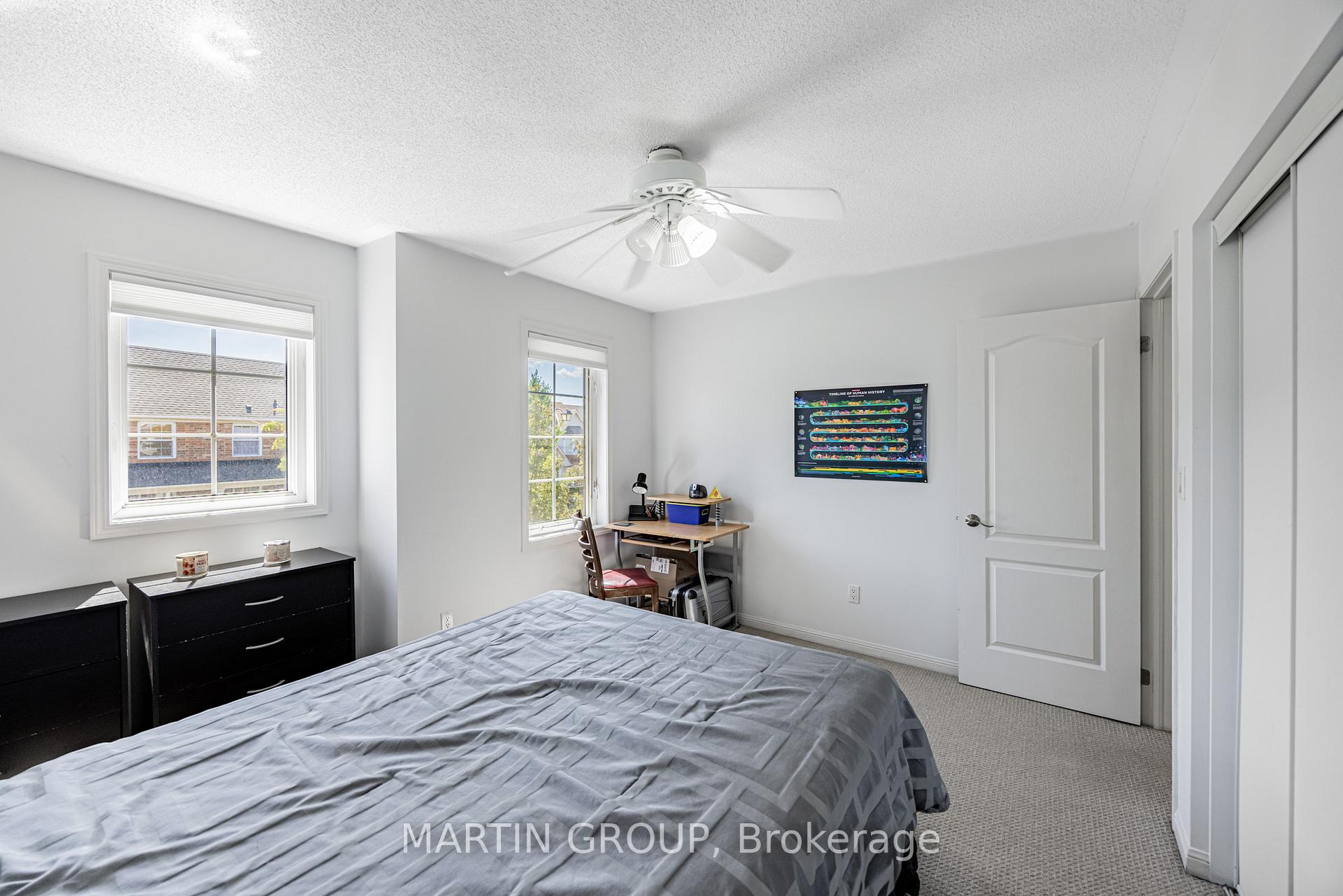 5637 Roseville Court, Burlington